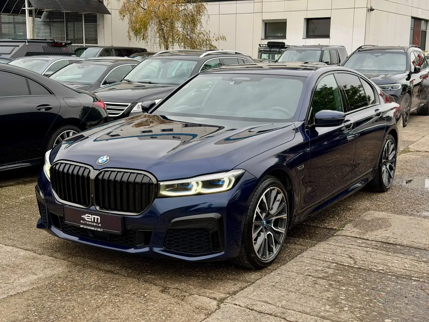 BMW 745 e M Sport/Nappa/Massage/Laser/360/HK/Head-Up Blau - 2