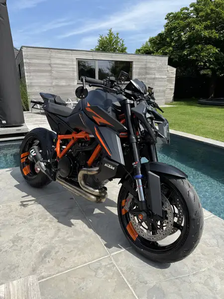 KTM 1390 SUPER DUKE R EVO - foto 2