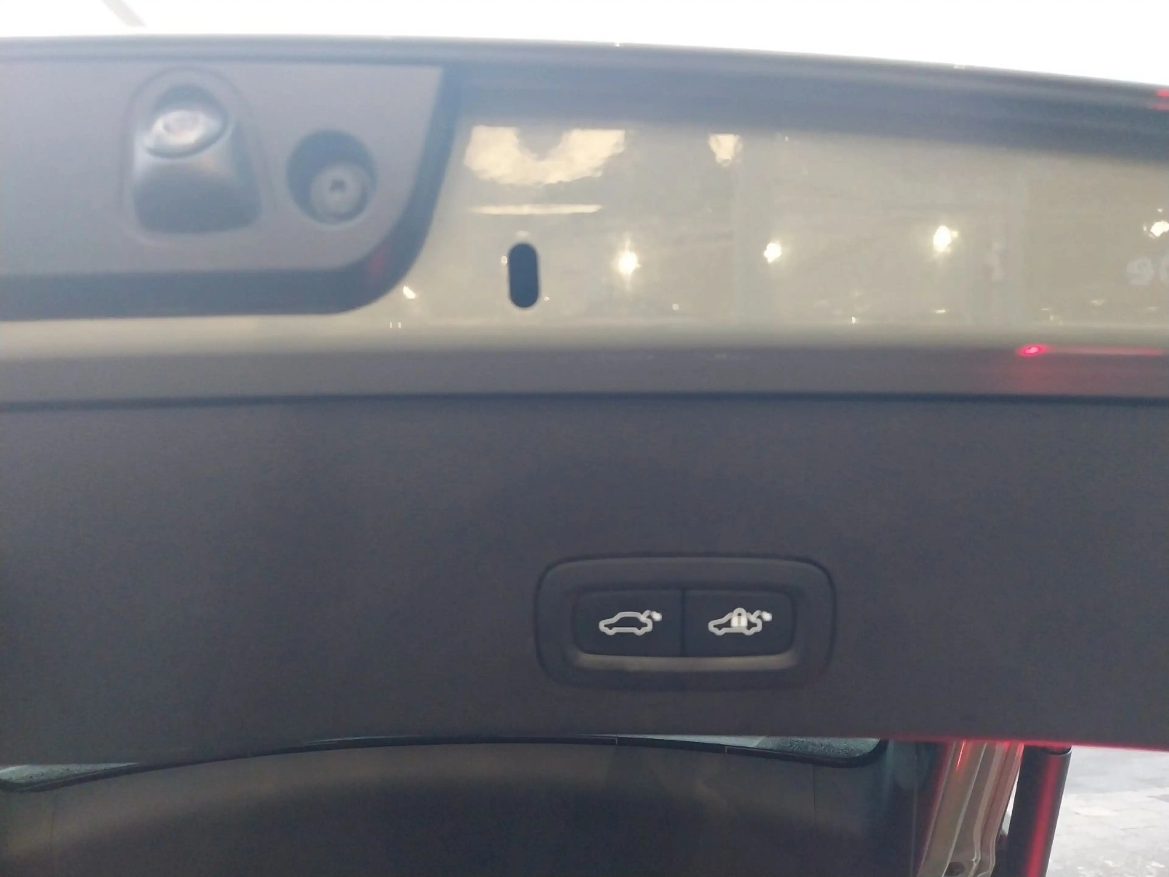 Volvo C40 Plus Recharge Pure Electric 2WD — photo 12