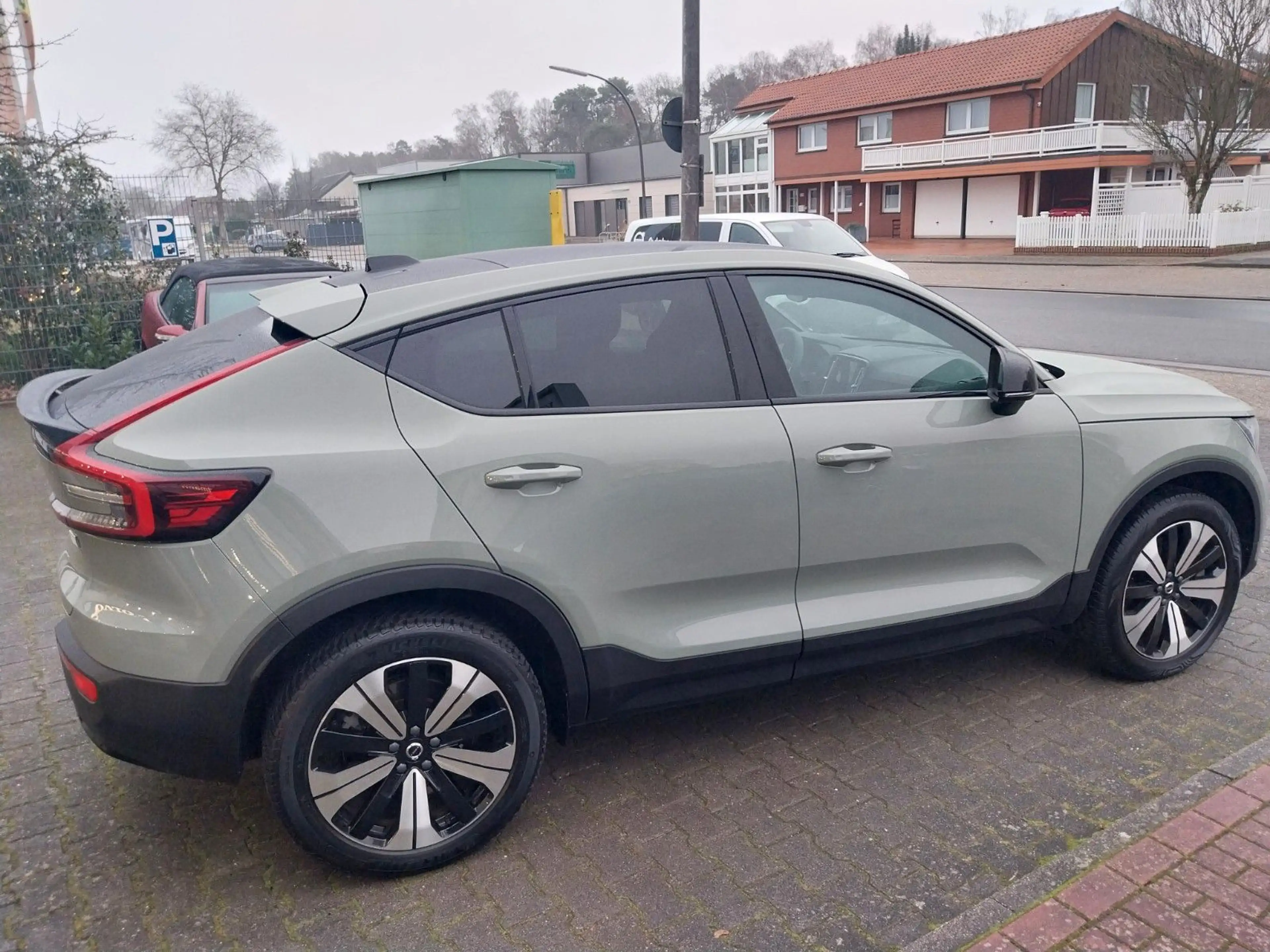 Volvo C40 Plus Recharge Pure Electric 2WD — photo 7