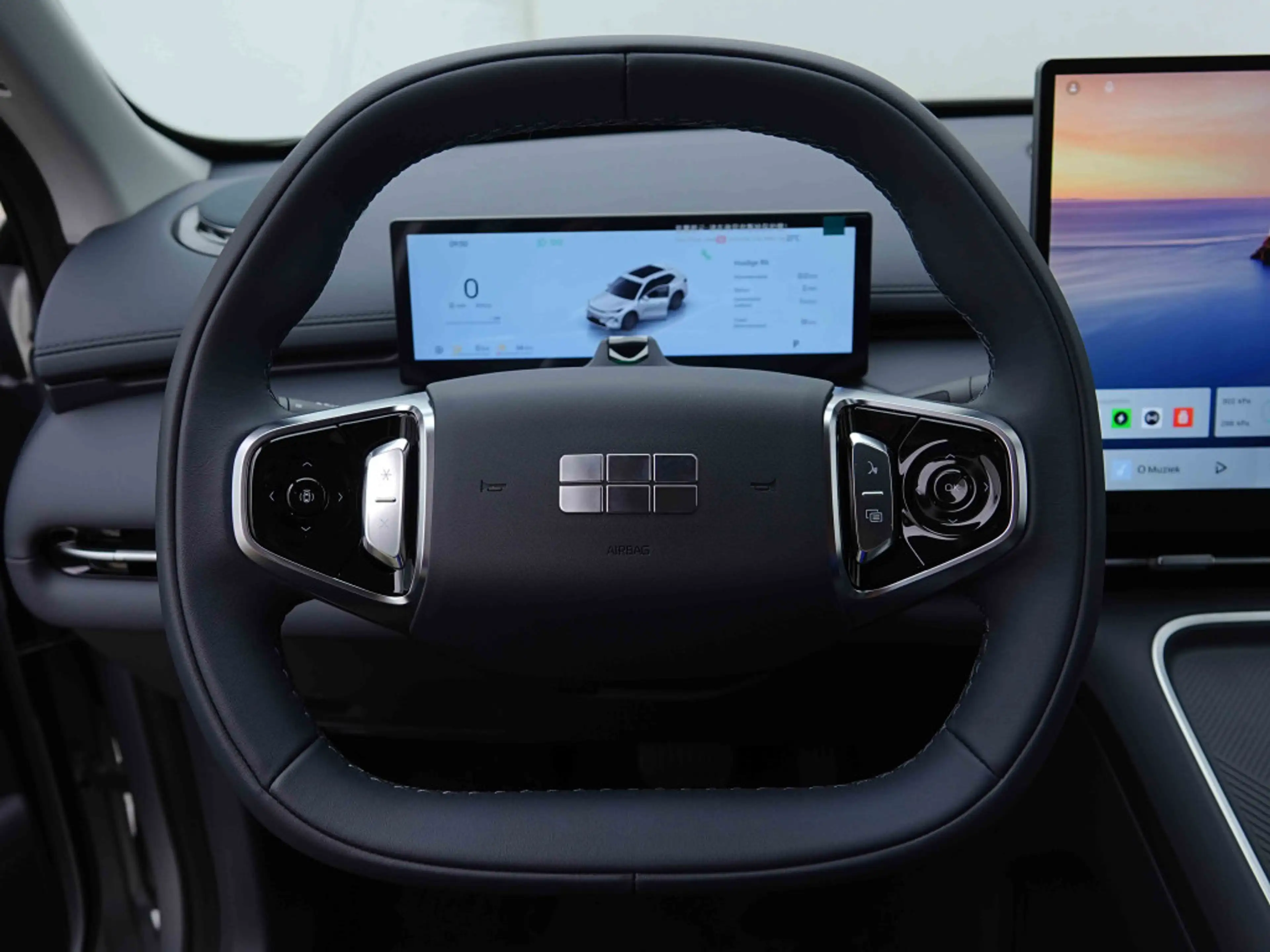 Geely Starray EM-i PHEV 262 Pro | 83 KM EV | Leather | Heated Seats | ACC | ALU18 — photo 9