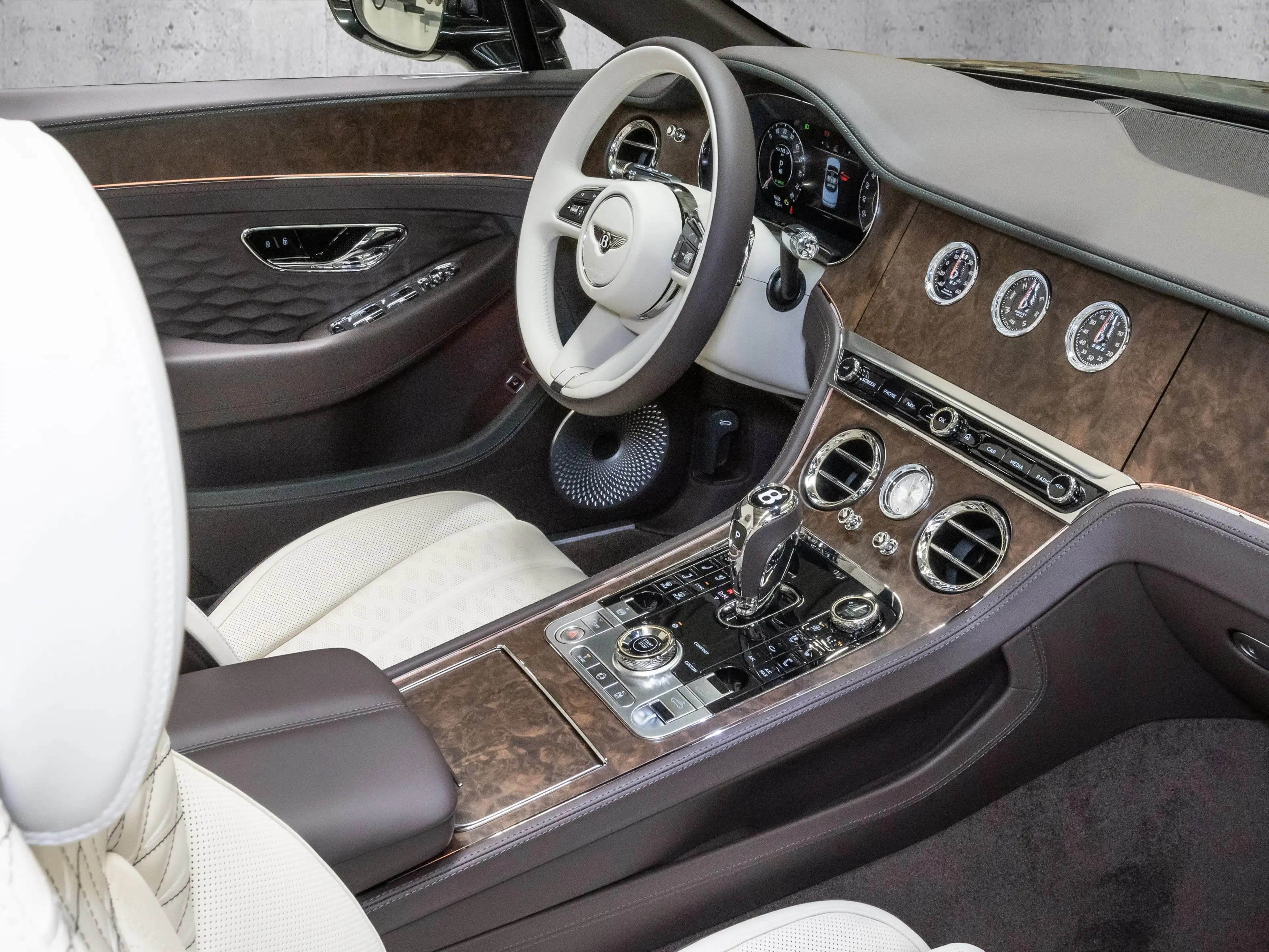 Bentley Continental GTC Mulliner Mulliner Bespoke — photo 13
