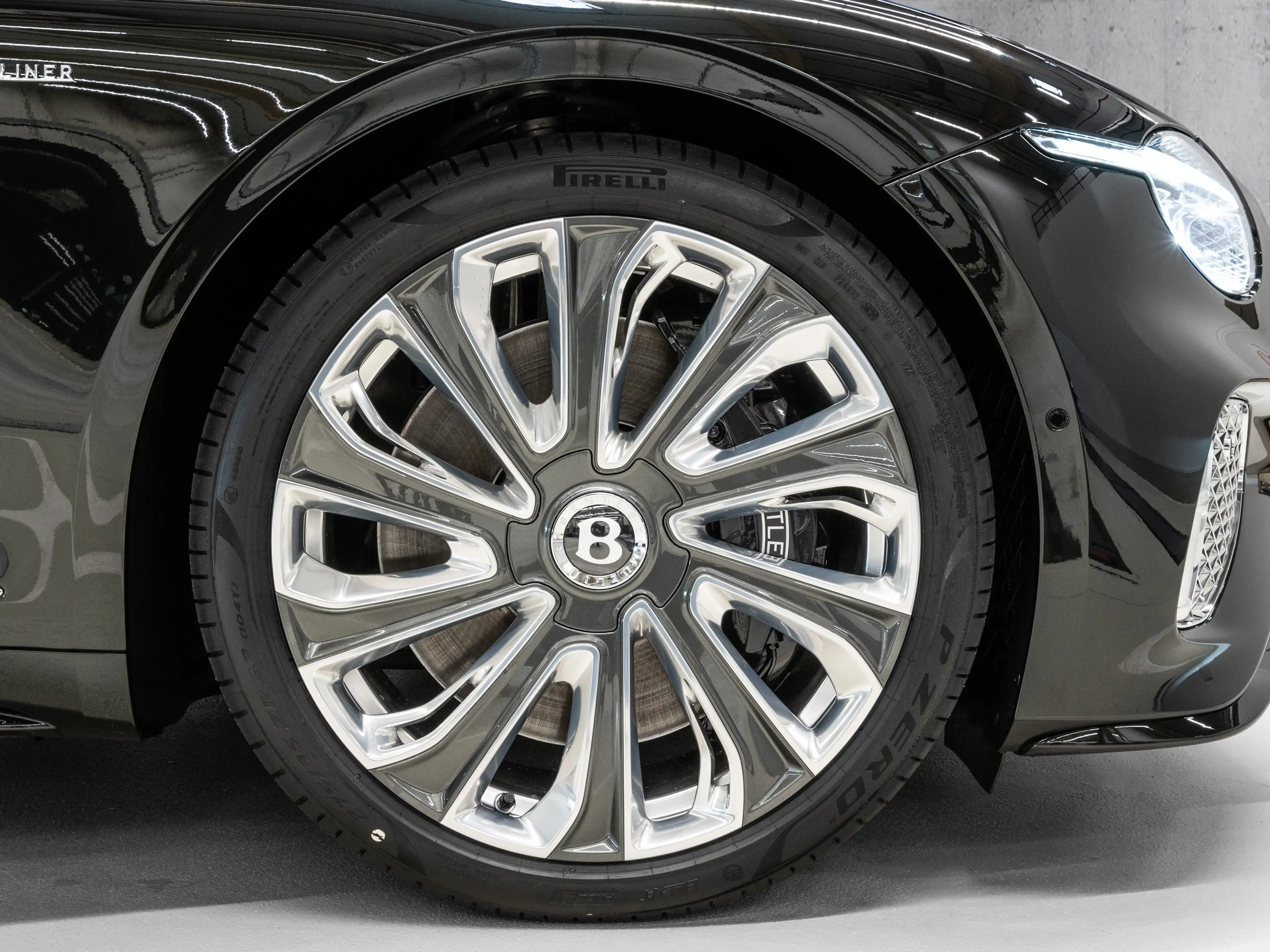Bentley Continental GTC Mulliner Mulliner Bespoke — photo 11