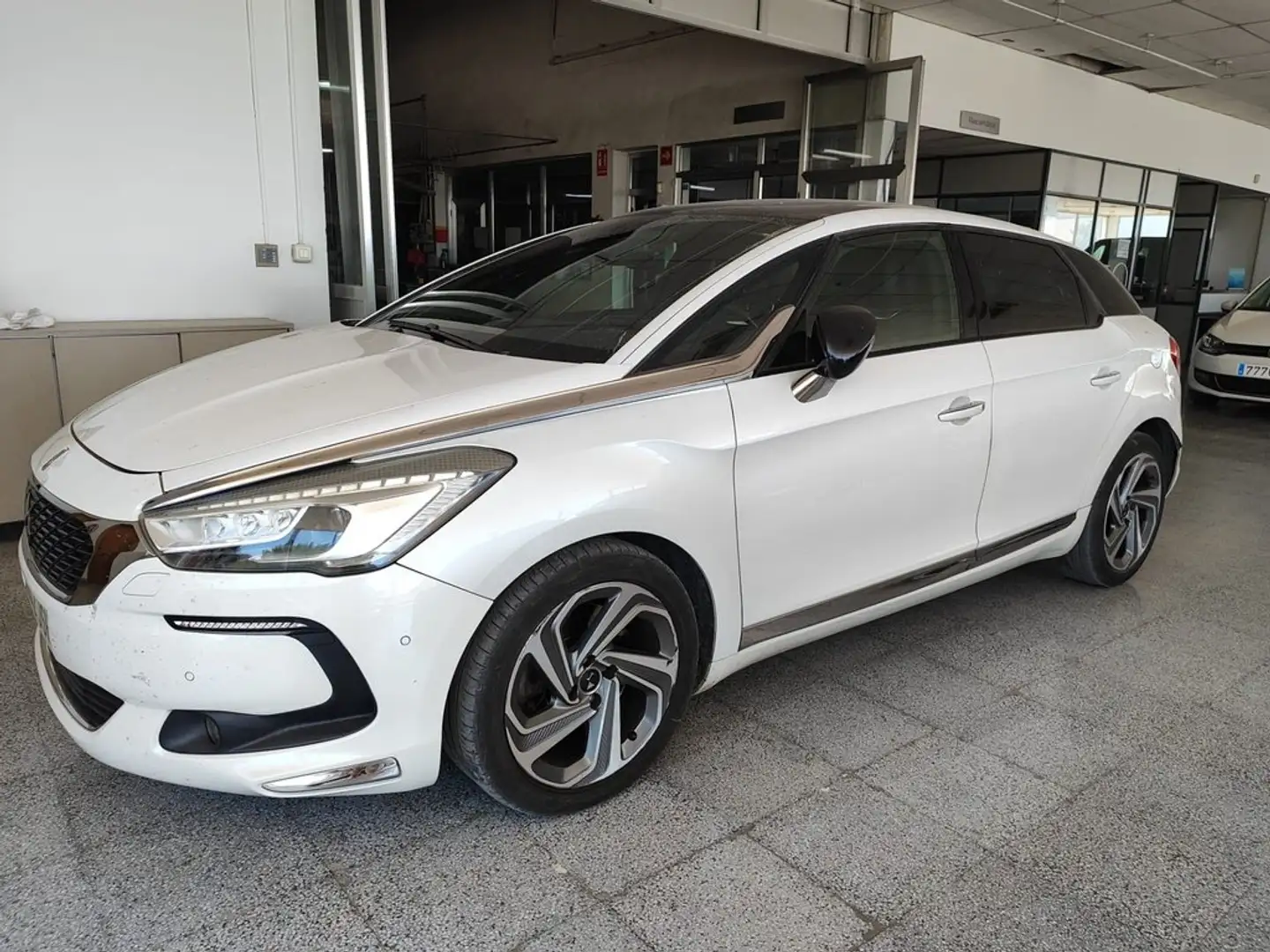 DS Automobiles DS 5 BlueHDi 180cv EAT6 Sport Blanco - 2