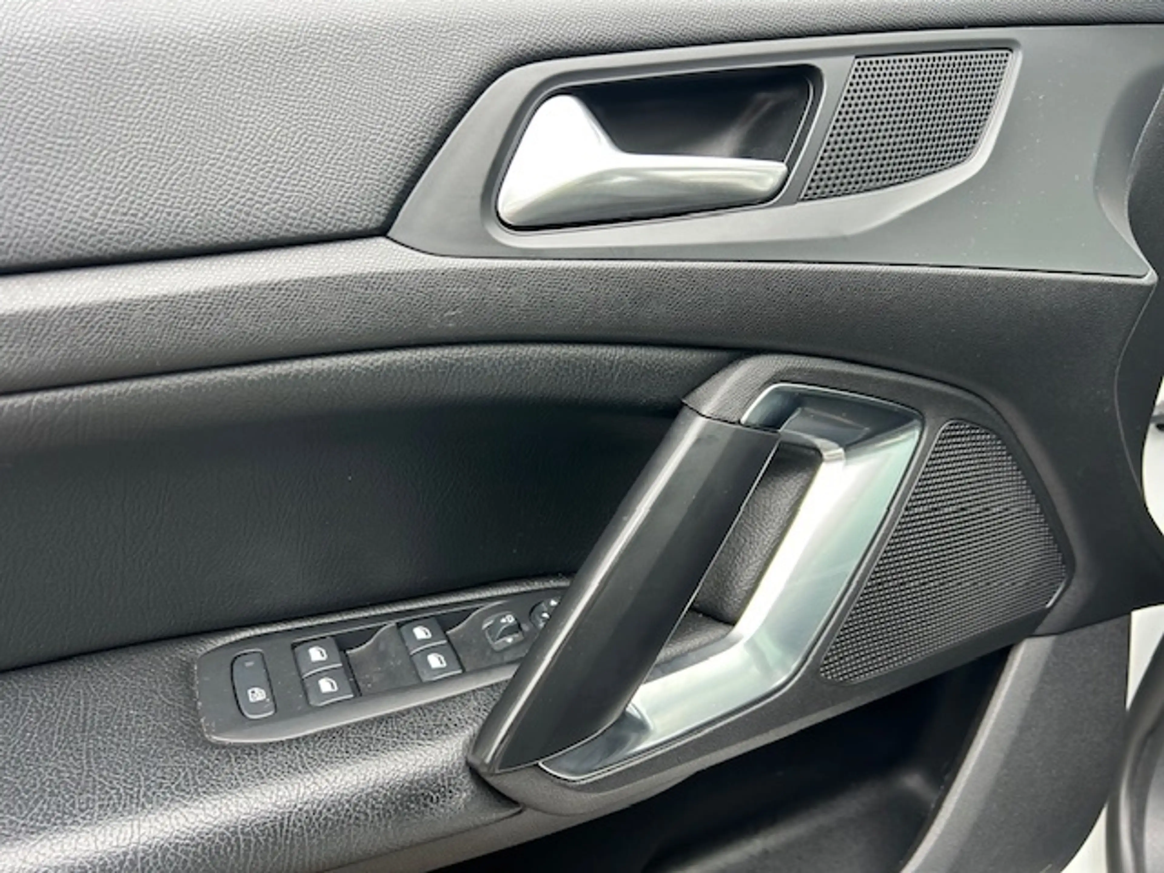 Peugeot 308 SW 1.2 PureT.Blue L. Ex PANO LEER NAVI CRUISE. — photo 20