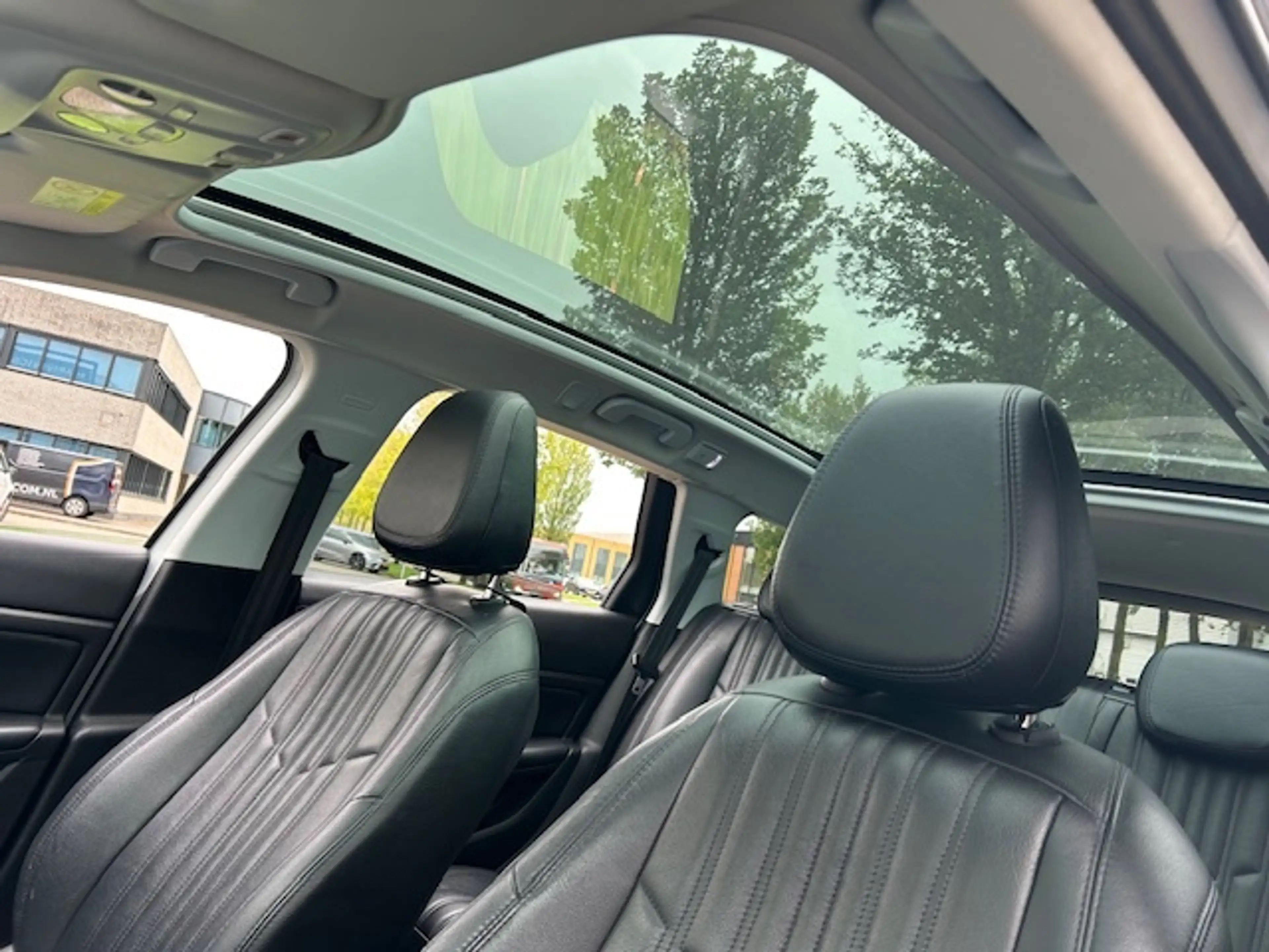 Peugeot 308 SW 1.2 PureT.Blue L. Ex PANO LEER NAVI CRUISE. — photo 12