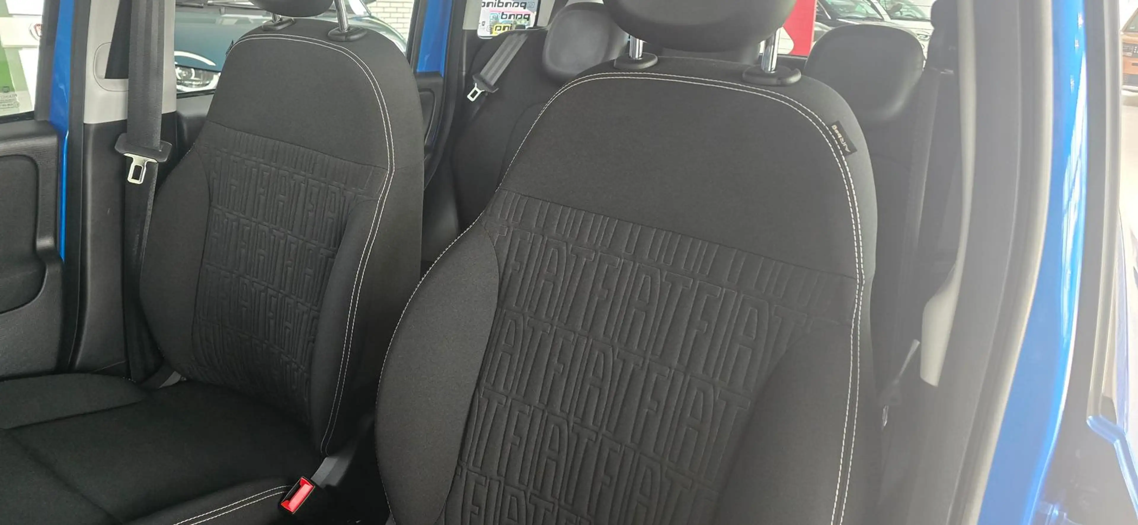 Fiat New Panda Pandina 1.0 GSE Hybrid 48 kW Icon - Bluetooth — photo 9