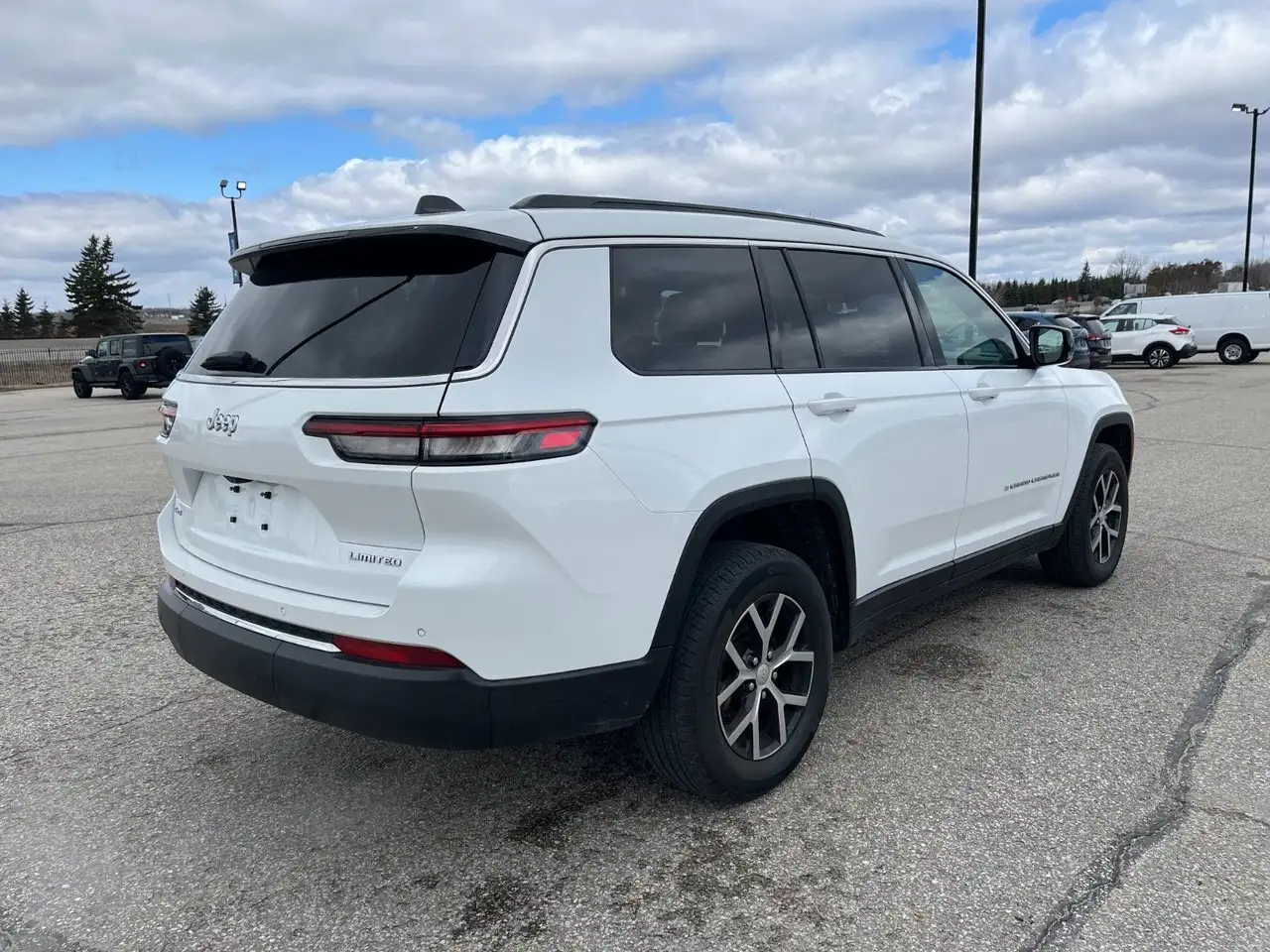 Jeep Grand Cherokee снимка Jeep Grand Cherokee