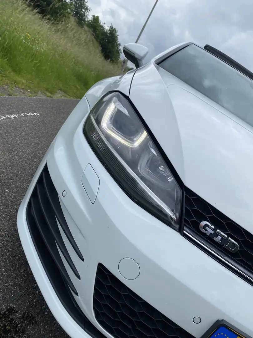 Volkswagen Golf 2.0 TDI GTD Wit - 1