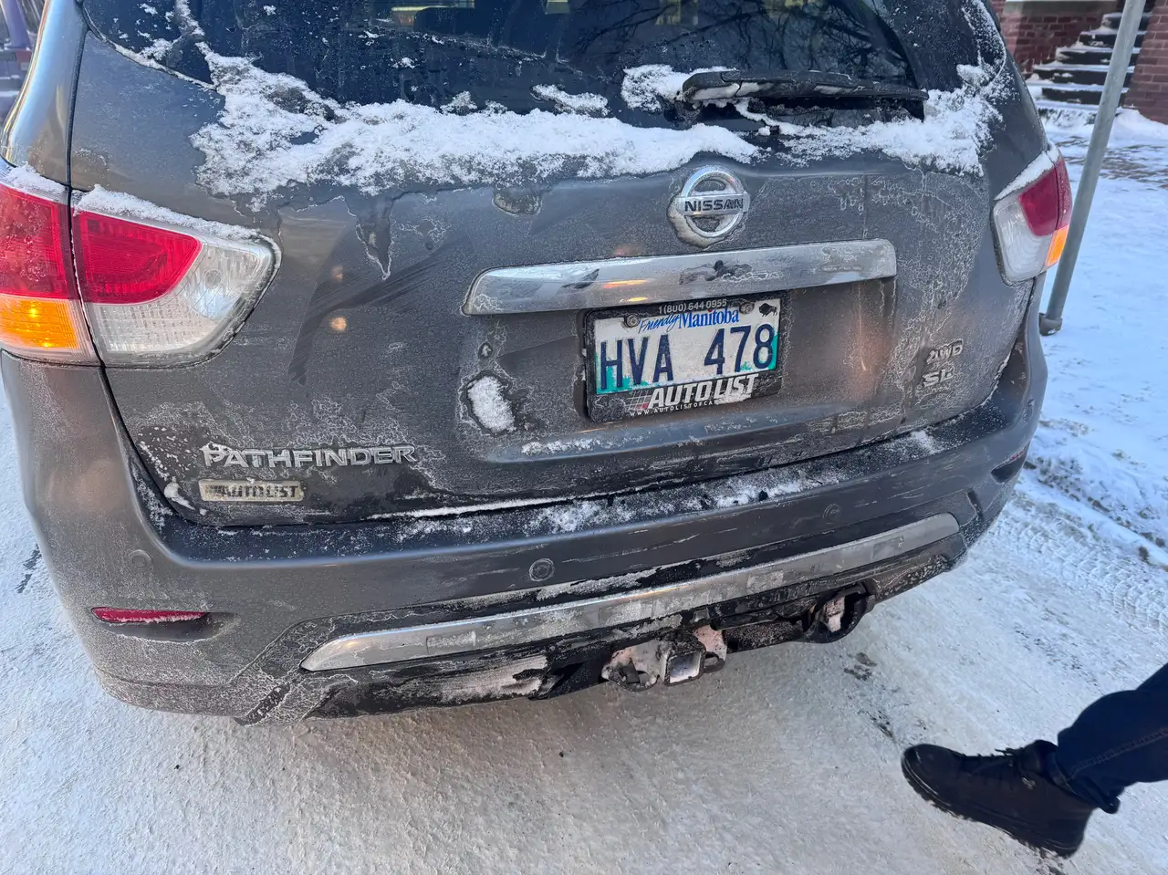 Nissan Pathfinder снимка Nissan Pathfinder