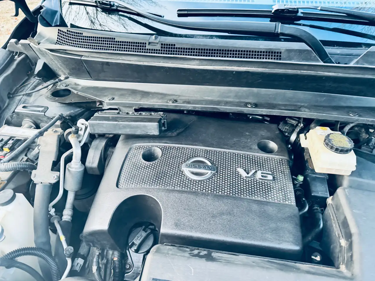Nissan Pathfinder снимка Nissan Pathfinder