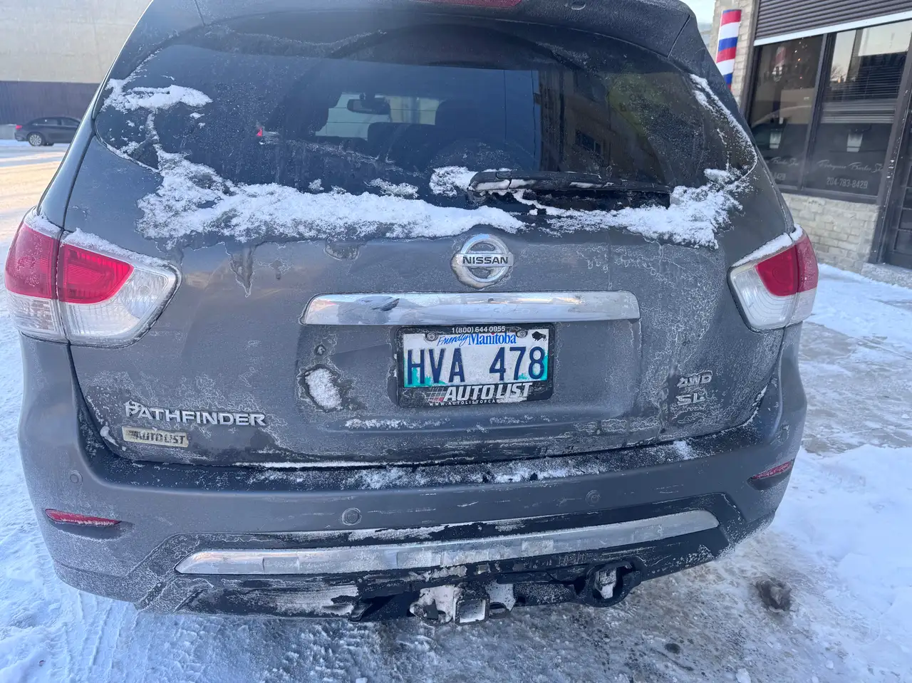 Nissan Pathfinder снимка Nissan Pathfinder