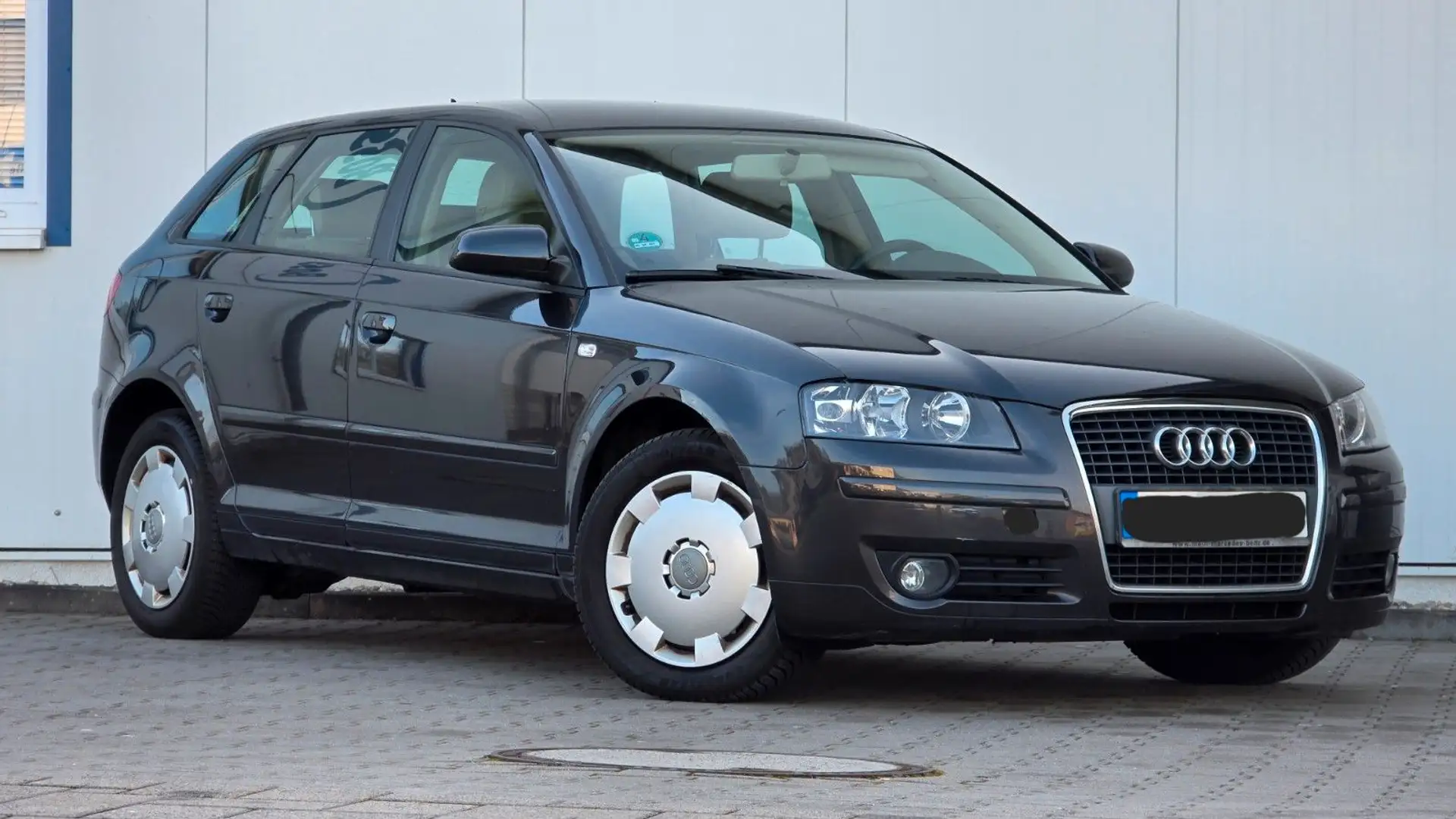 Audi A3 Sportback Leder Navi Klima Shzg PDC Schwarz - 1