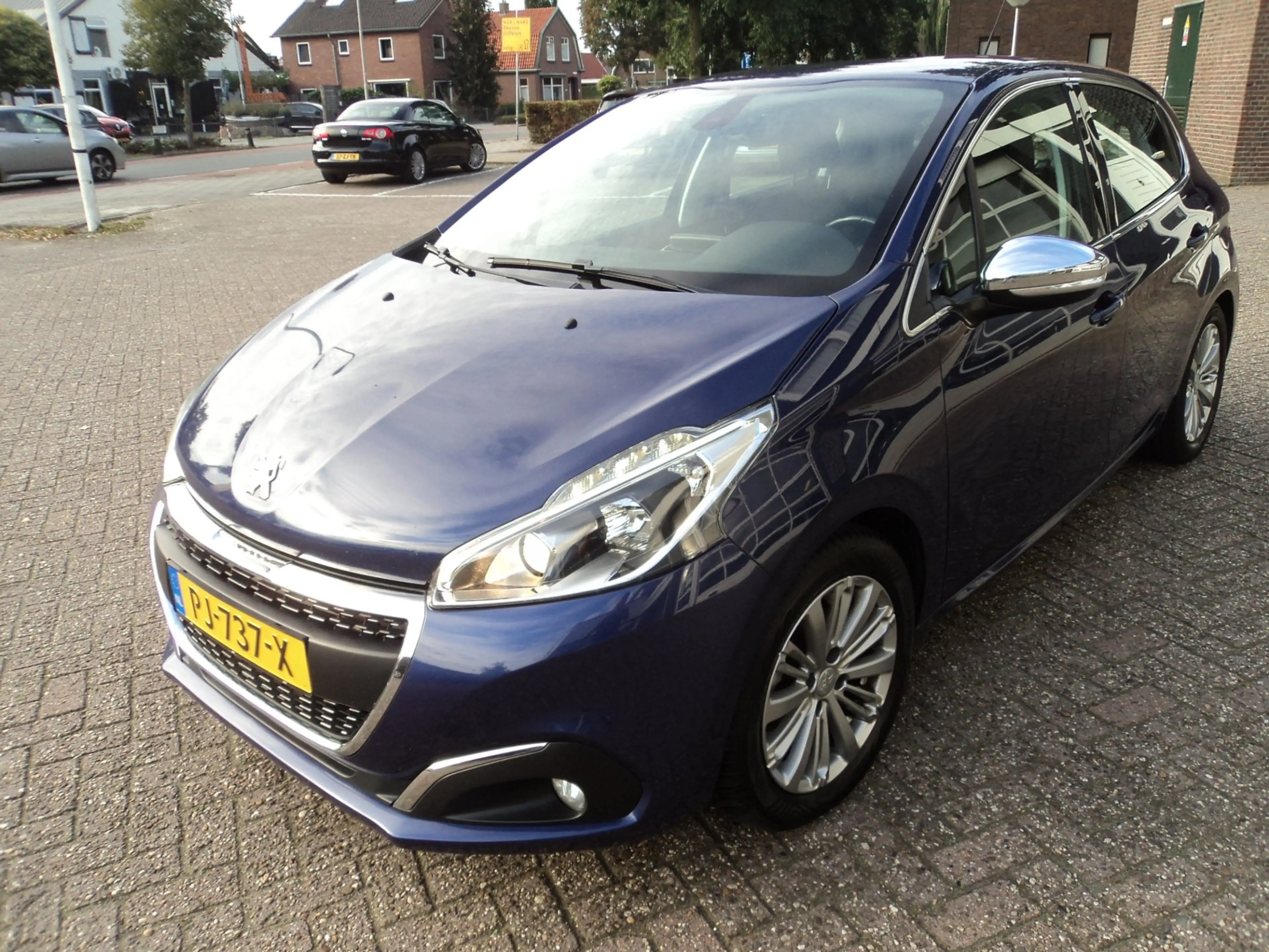 Peugeot 208 1.2 PureTech Blue Lease Executive Distributieriem — photo 3