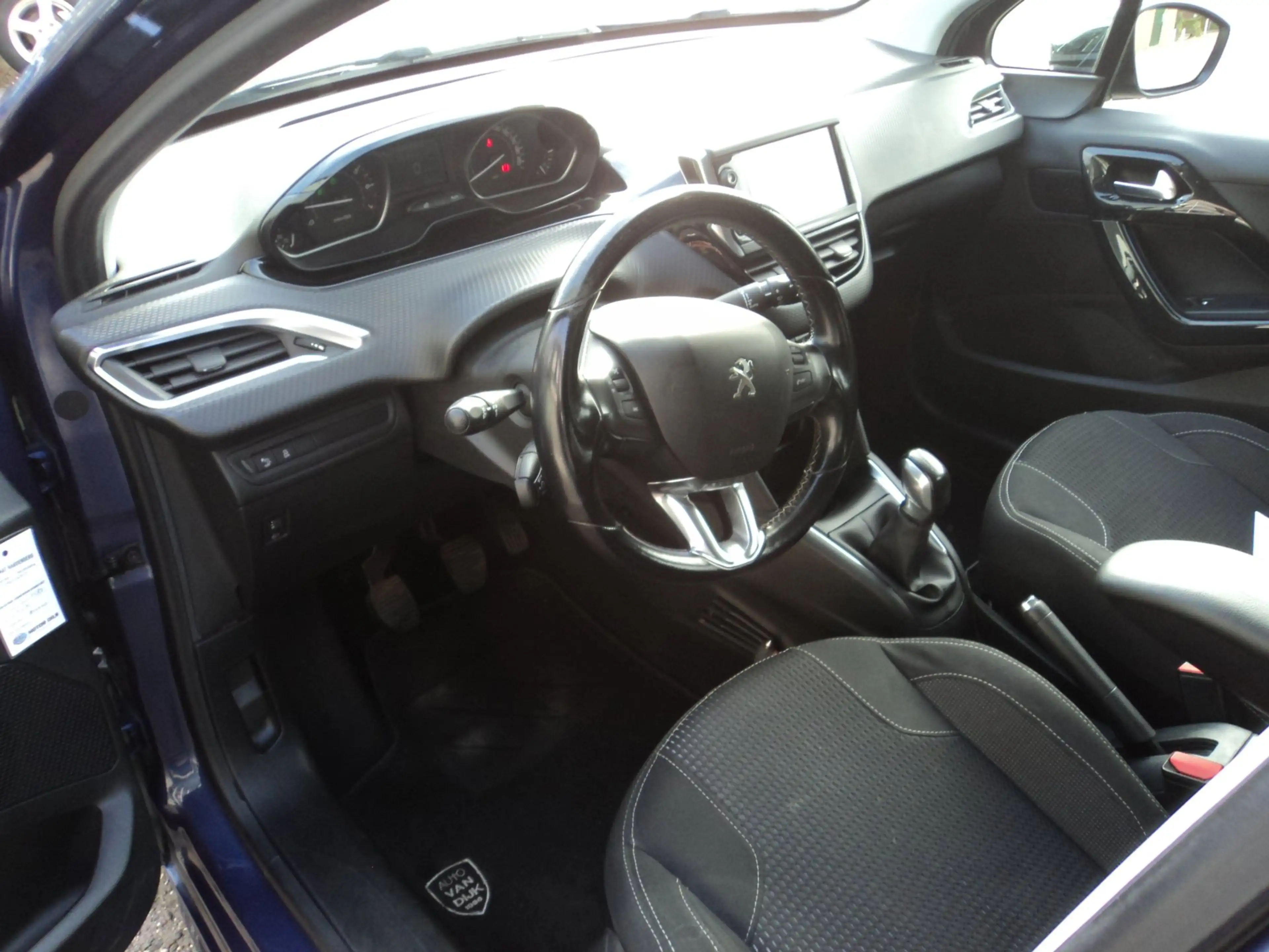 Peugeot 208 1.2 PureTech Blue Lease Executive Distributieriem — photo 12