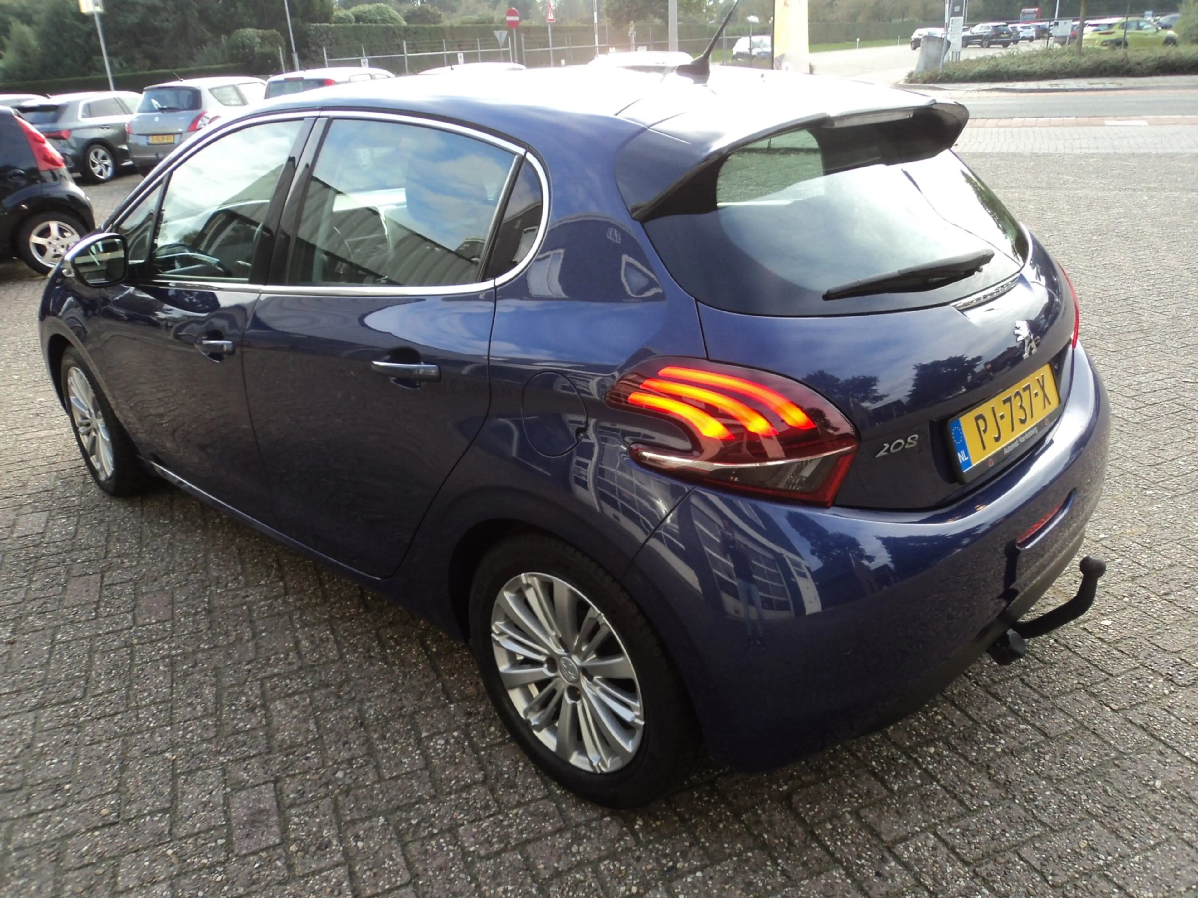 Peugeot 208 1.2 PureTech Blue Lease Executive Distributieriem — photo 5