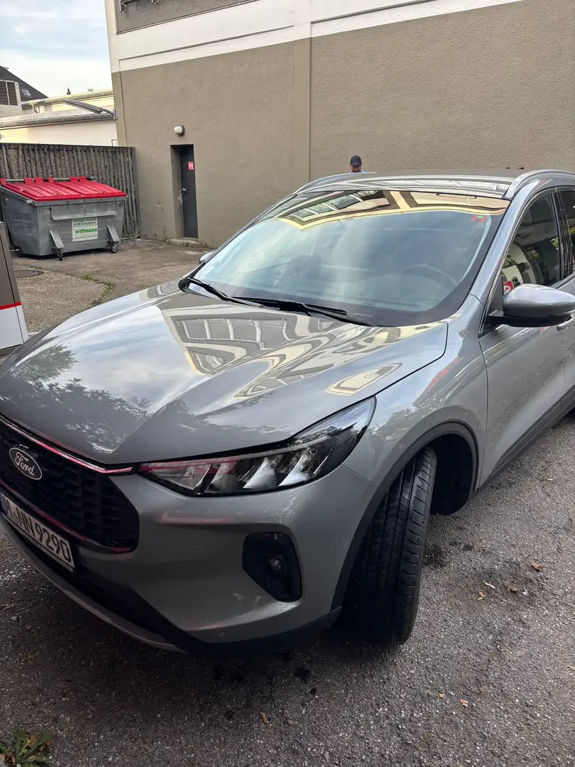 Ford Kuga Kuga 1.5 EcoBoost TITANIUM Grau - 1
