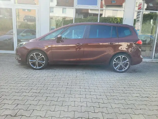 Opel Zafira ON Start/Stop