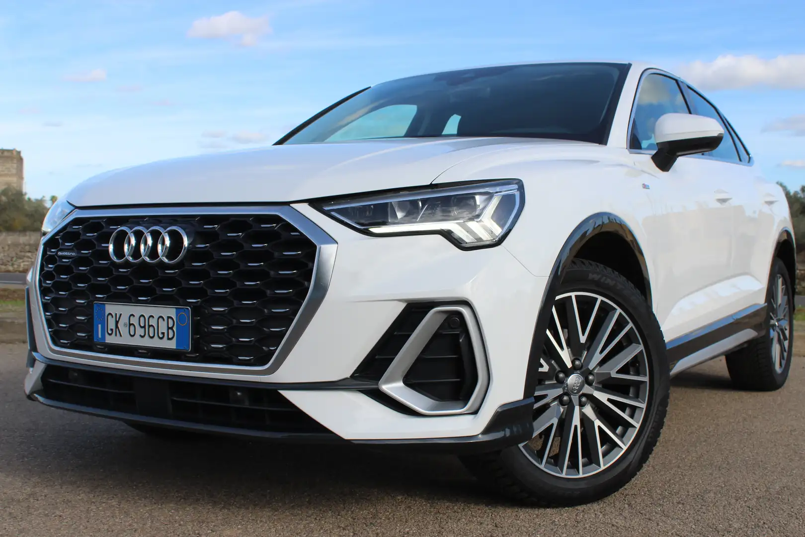 Audi Q3 Sportback SPB 35 2.0 TDI 150CV S-Line S Line SLine Blanc - 1