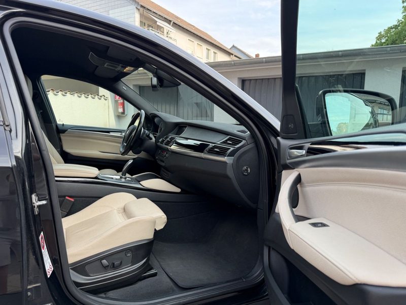 BMW X6 xDrive 40 d*SPORT PAKET*Head-UP*Soft-Close* — photo 12