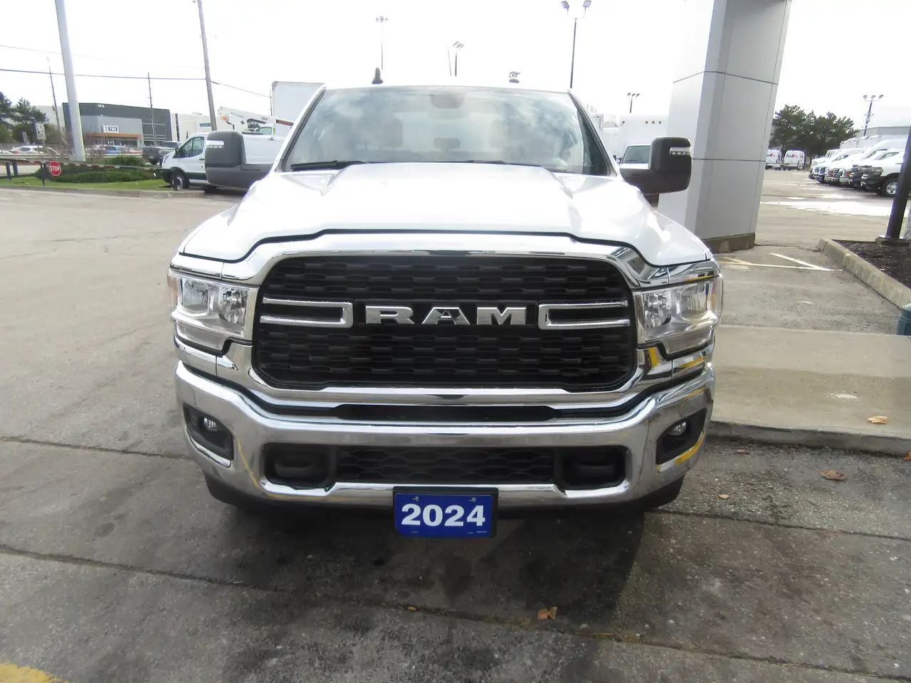 RAM 2500 снимка RAM 2500