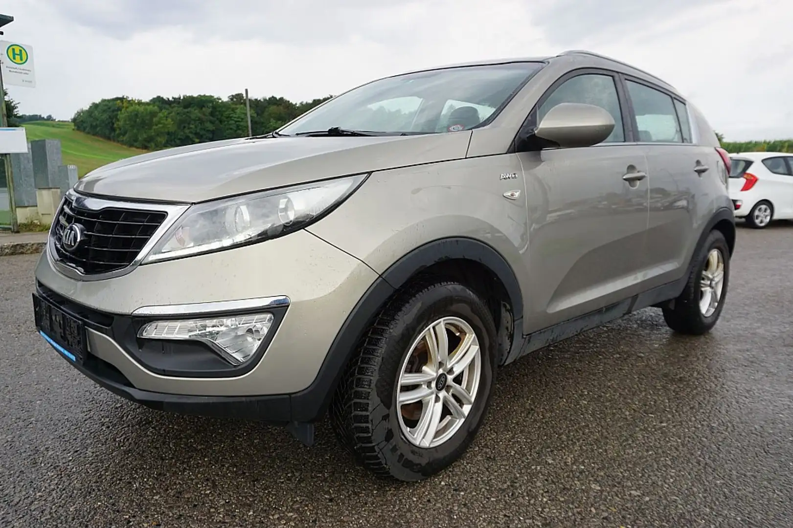 Kia Sportage Silber 2,0 CRDi AWD Grau - 2