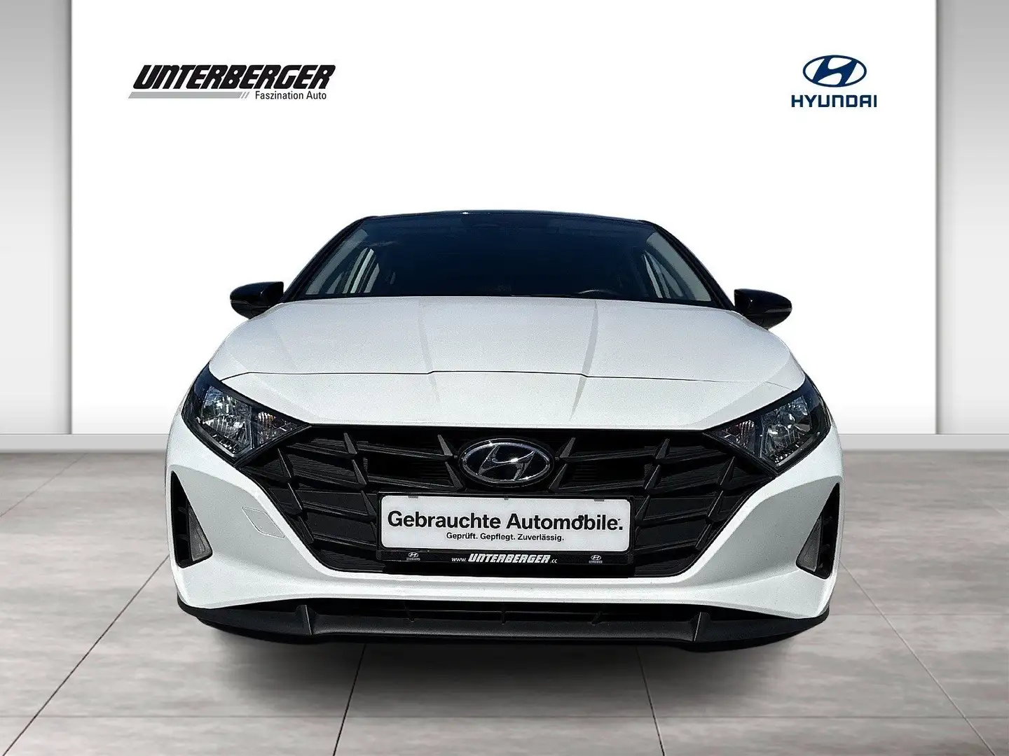 Hyundai i20 i20 (BC3) i-Line Plus 1,2 MPI b1bp0a-O3 Schwarz - 2