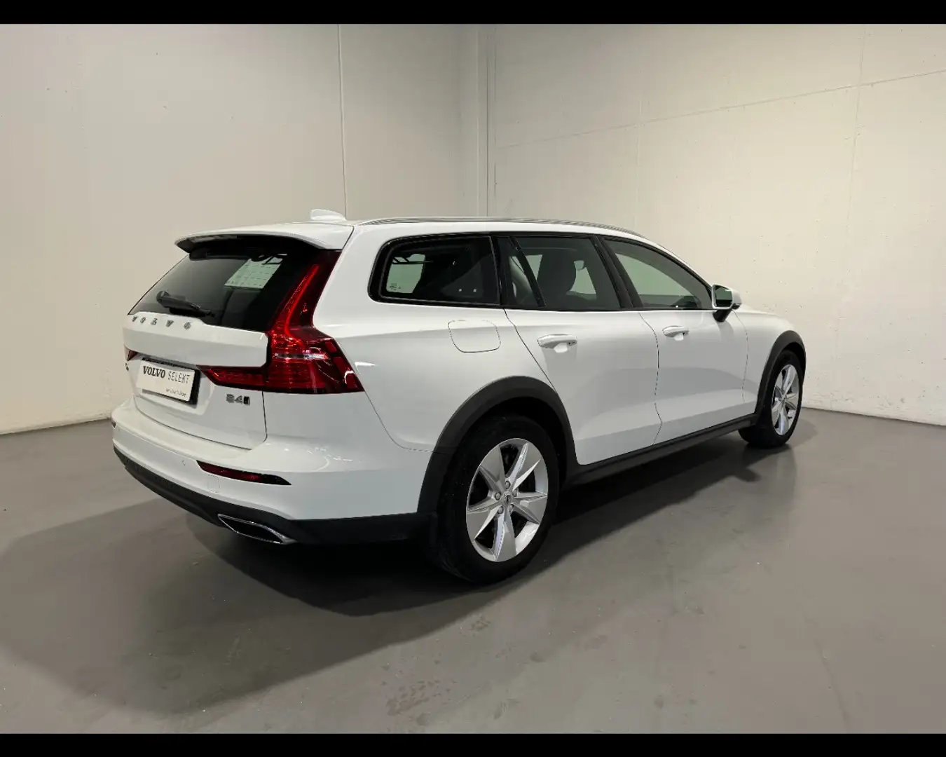 Volvo V60 Cross Country V60  CROSS COUNTRY B4 GEARTRONIC AWD PLUS White - 2