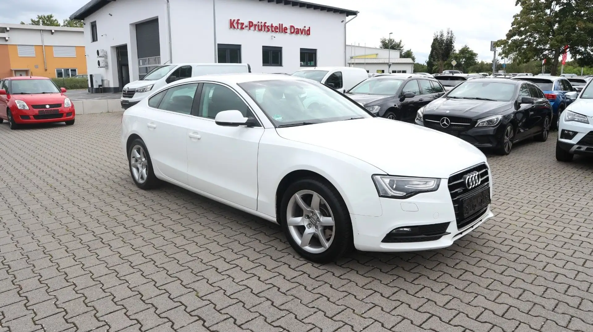 Audi A5 Sportback 2.0 TFSI quattro Weiß - 2