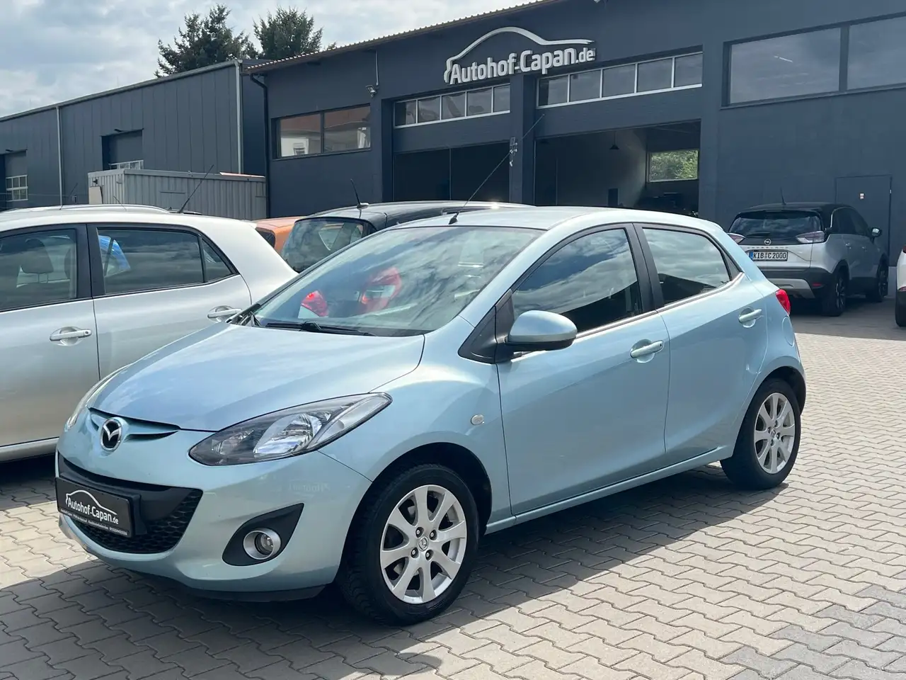Mazda 2