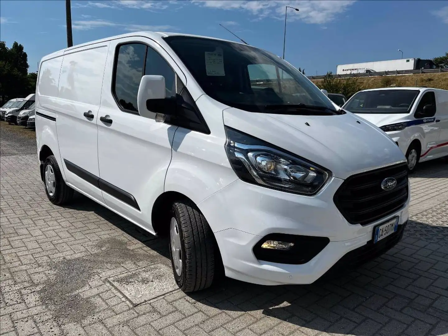 Ford Transit Custom 280 2.0 tdci 130cv trend L1H1 E6.2 Blanc - 1