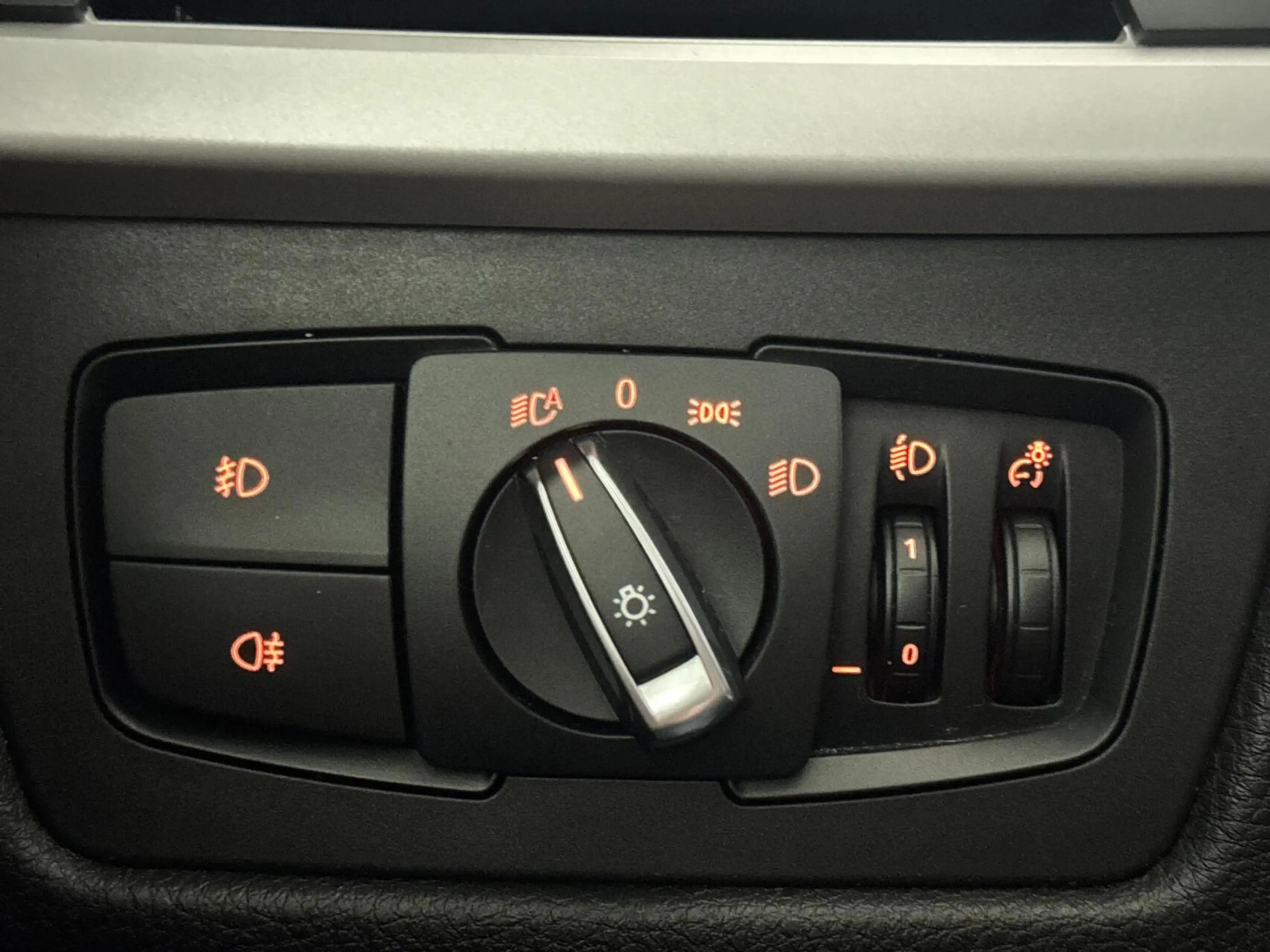 BMW 318 3-serie Touring 318i High Executive|CARPLAY|CAMERA — photo 33