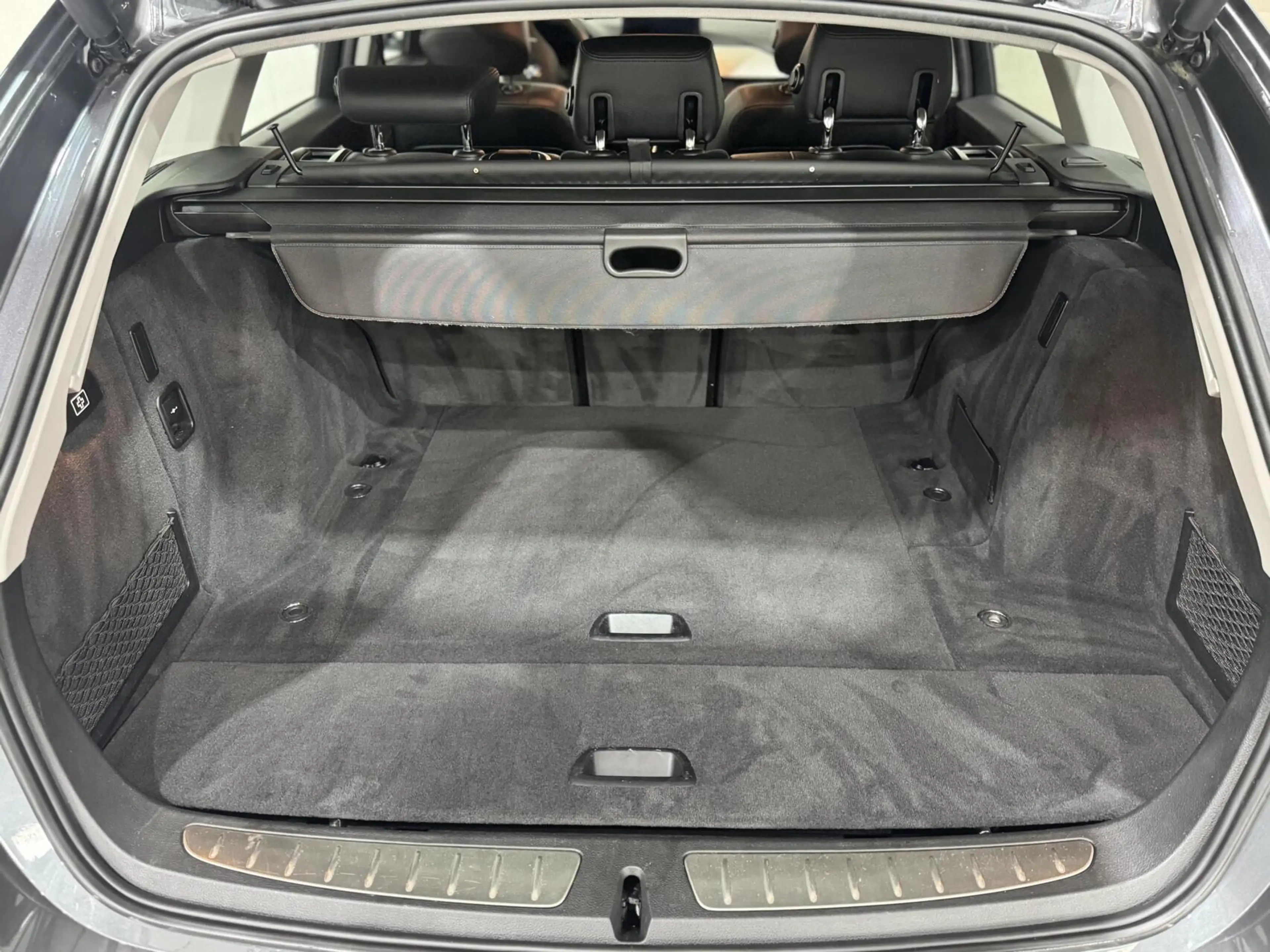 BMW 318 3-serie Touring 318i High Executive|CARPLAY|CAMERA — photo 30