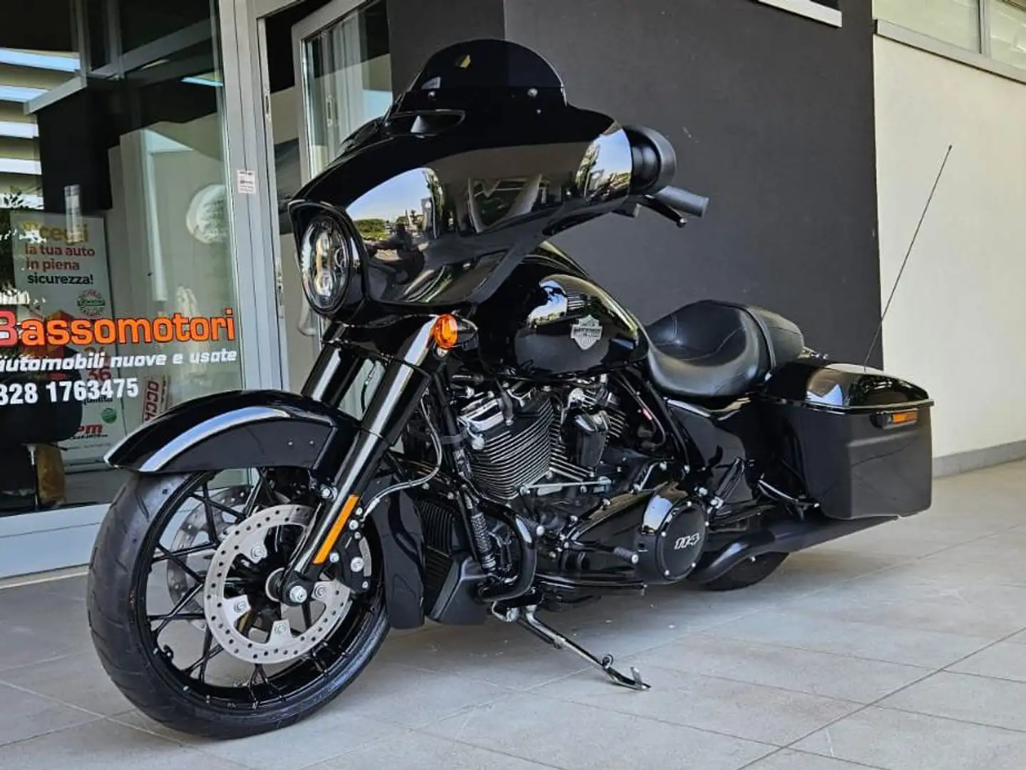 Harley-Davidson Street Glide Black Edition Schwarz - 1