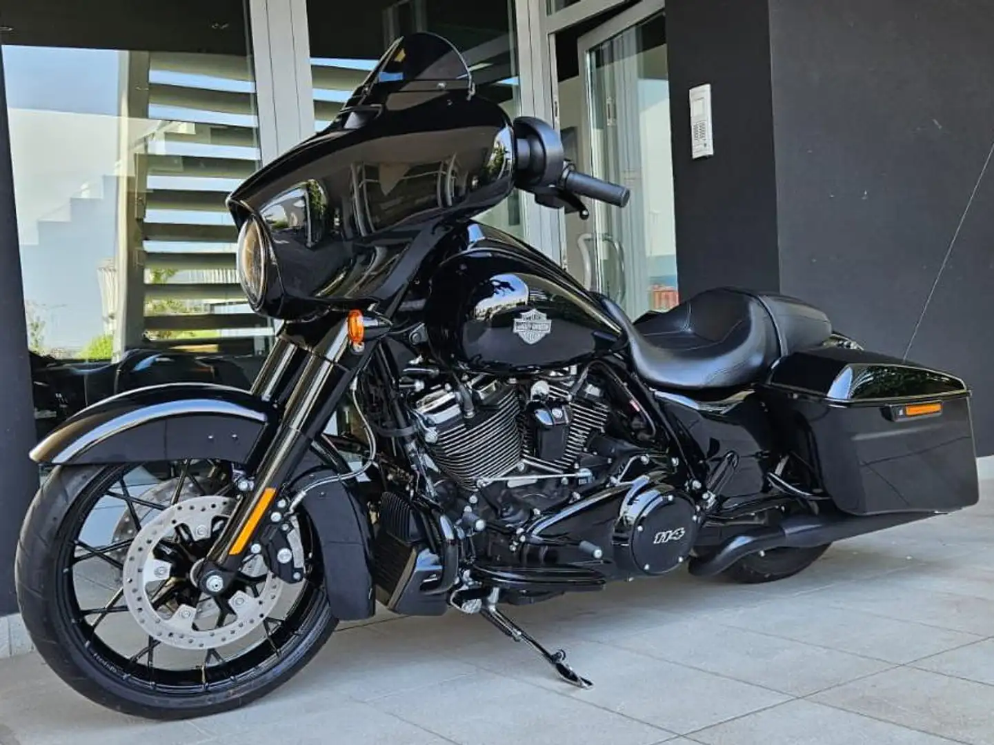 Harley-Davidson Street Glide Black Edition Schwarz - 2