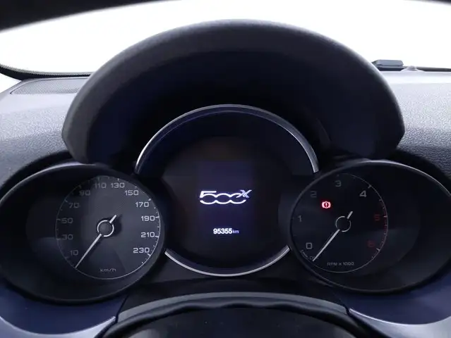 Fiat 500x view 12