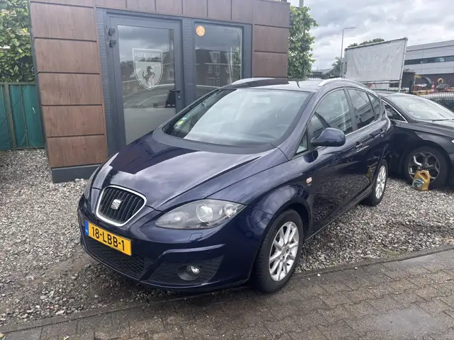 2010 Seat Altea XL in Blue for sale