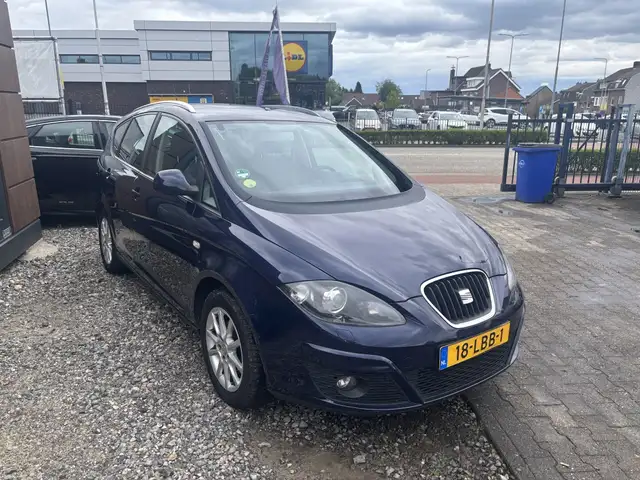 Seat Altea XL view 2