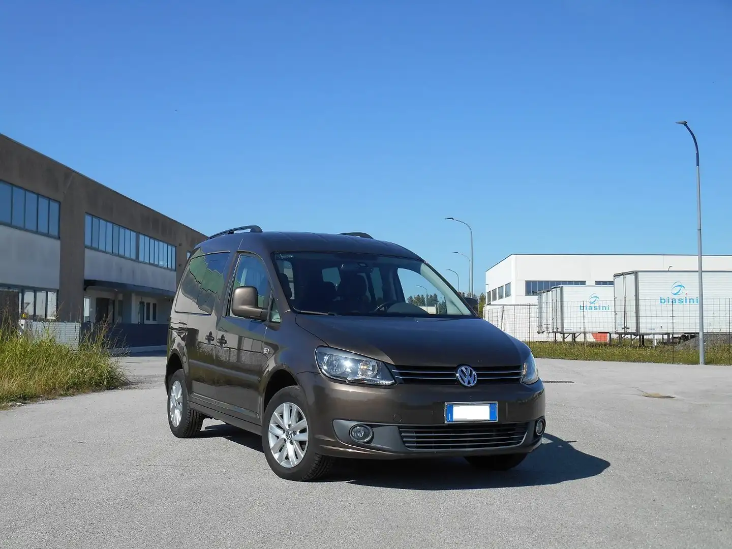 Volkswagen Caddy Brun - 2