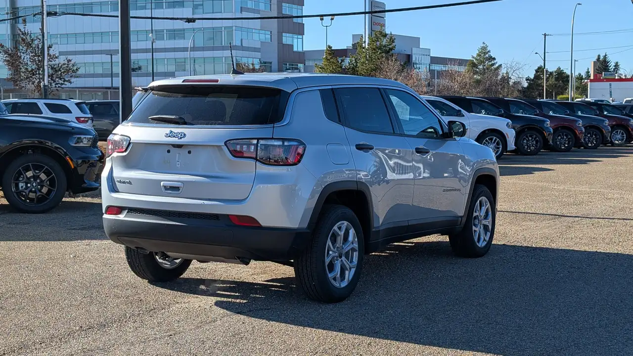 Jeep Compass снимка Jeep Compass