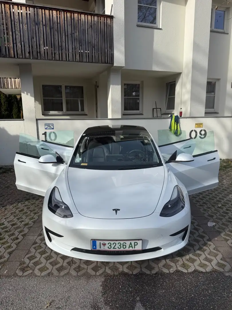 Tesla Model 3 Model 3 Standard Range RWD Plus 57,5kWh RWD Plus - 1