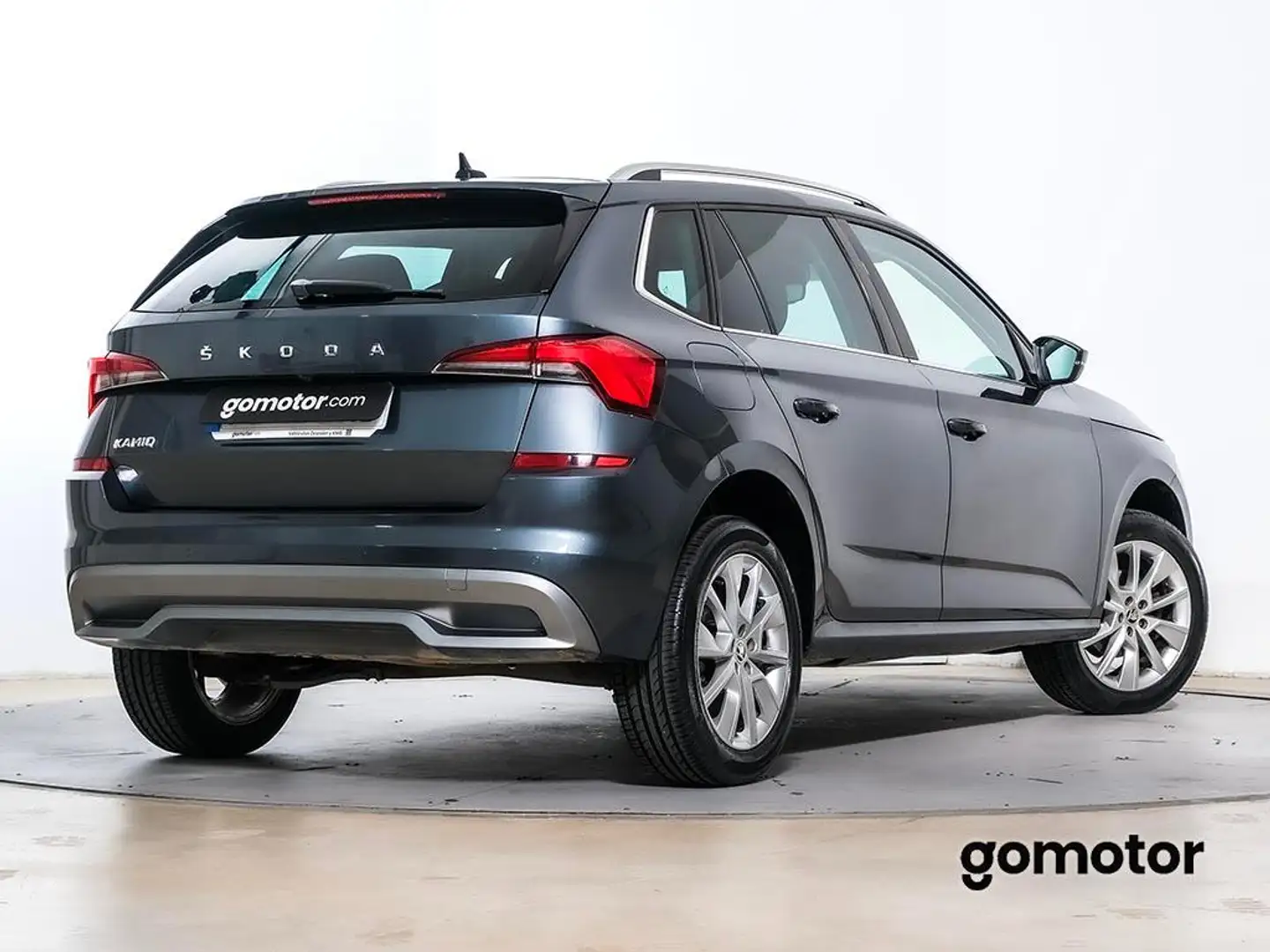 Skoda Kamiq AMBITION 1.0 TSI 110 5P Gris - 2