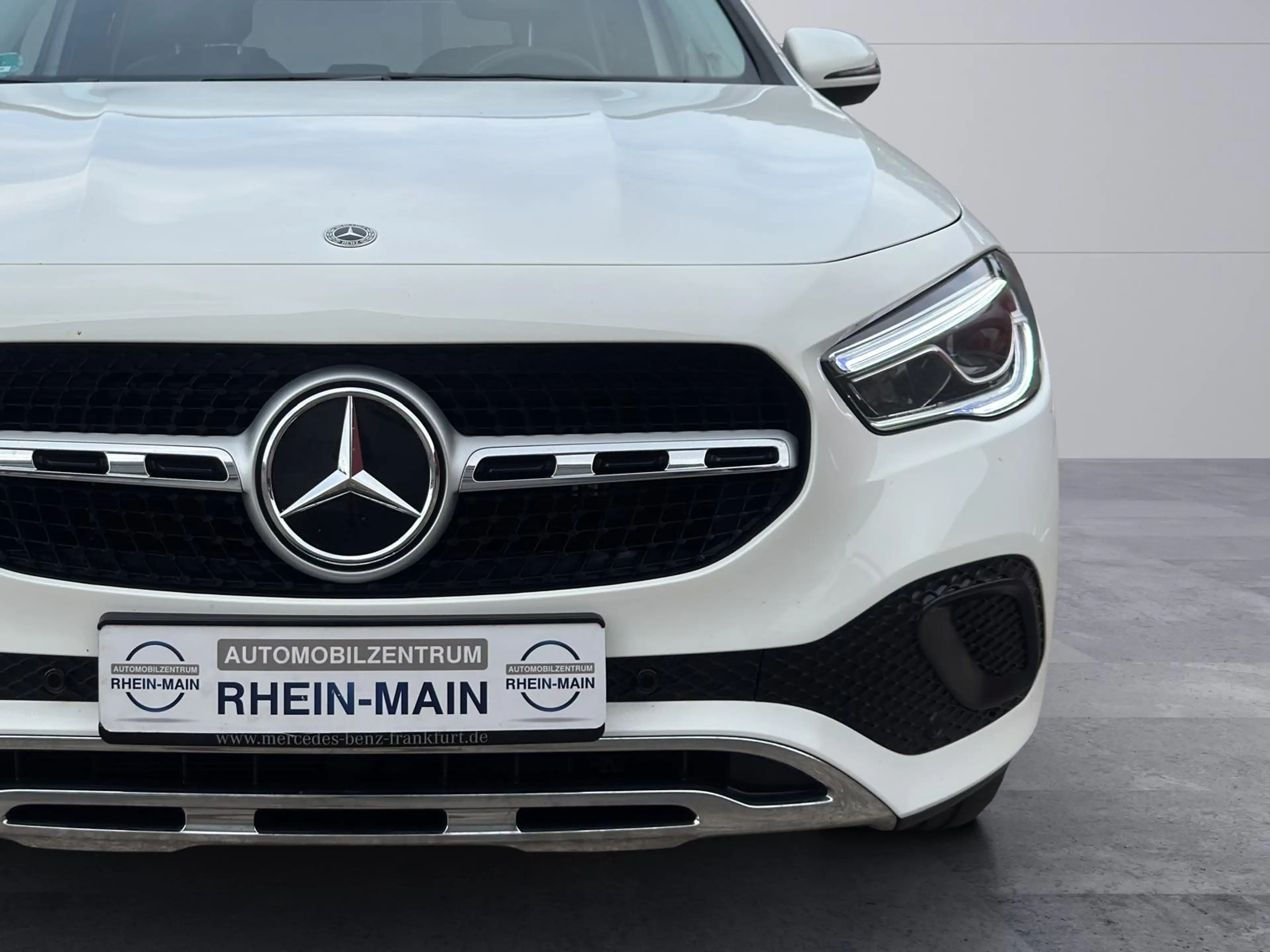 Mercedes-Benz GLA 250 e PANO MB-Historie RFK 8-Fach TOP — photo 14