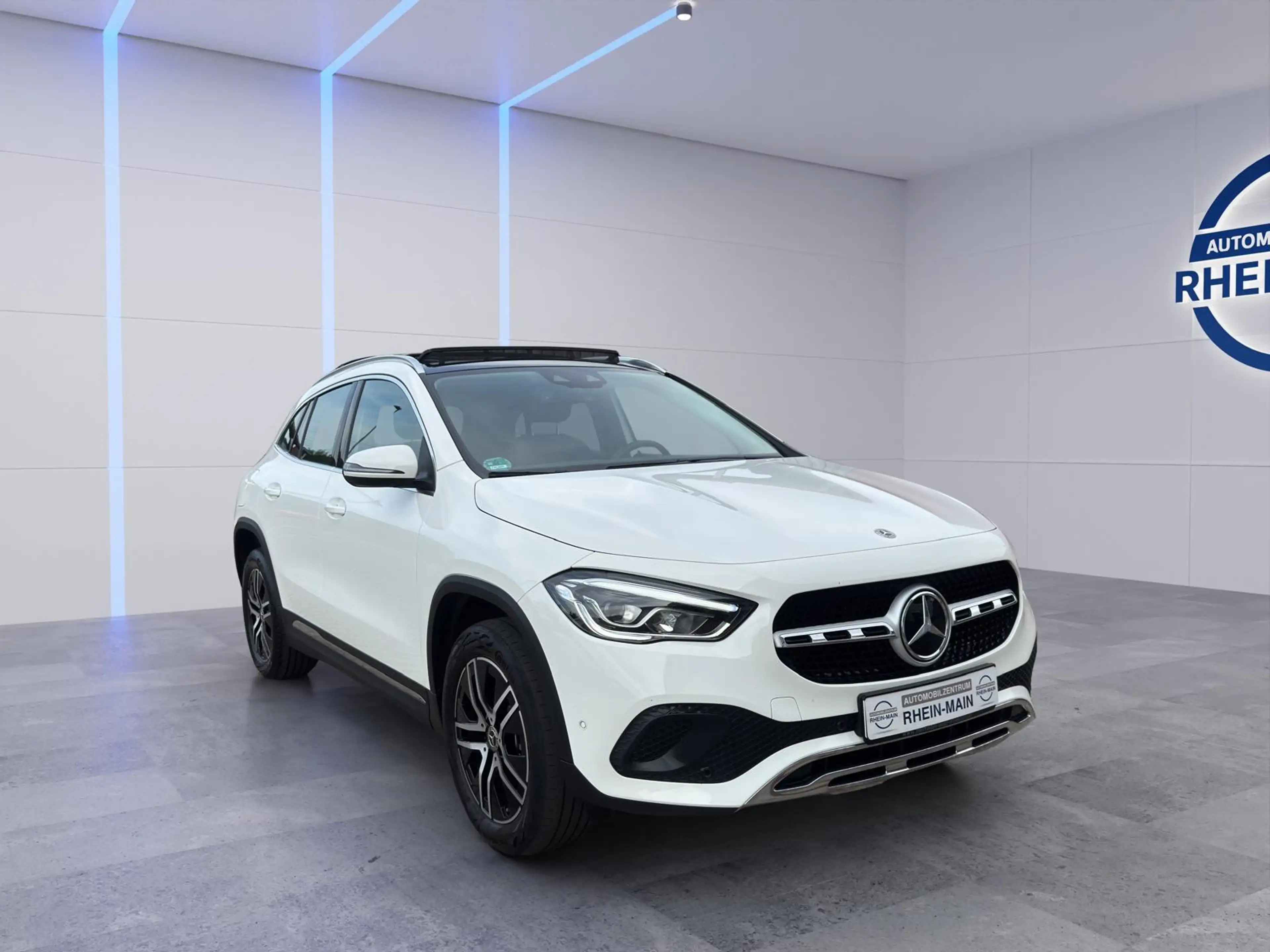 Mercedes-Benz GLA 250 e PANO MB-Historie RFK 8-Fach TOP — photo 7