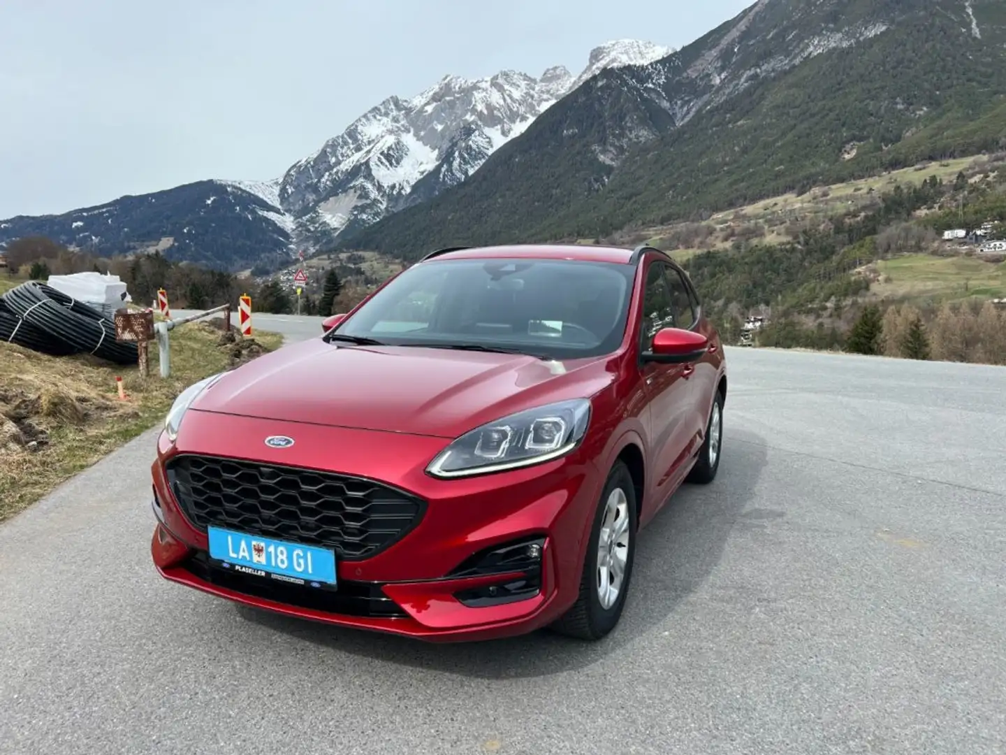 Ford Kuga ST-LINE X/Automatik Rot - 1
