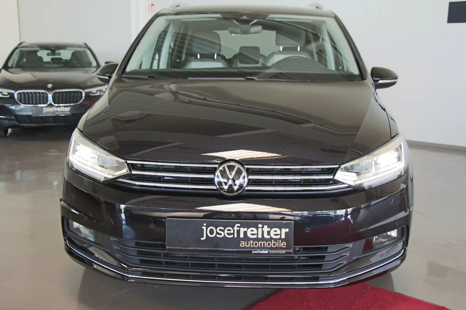 Volkswagen Touran 2.0 TDI BMT Highline DSG Schwarz - 2