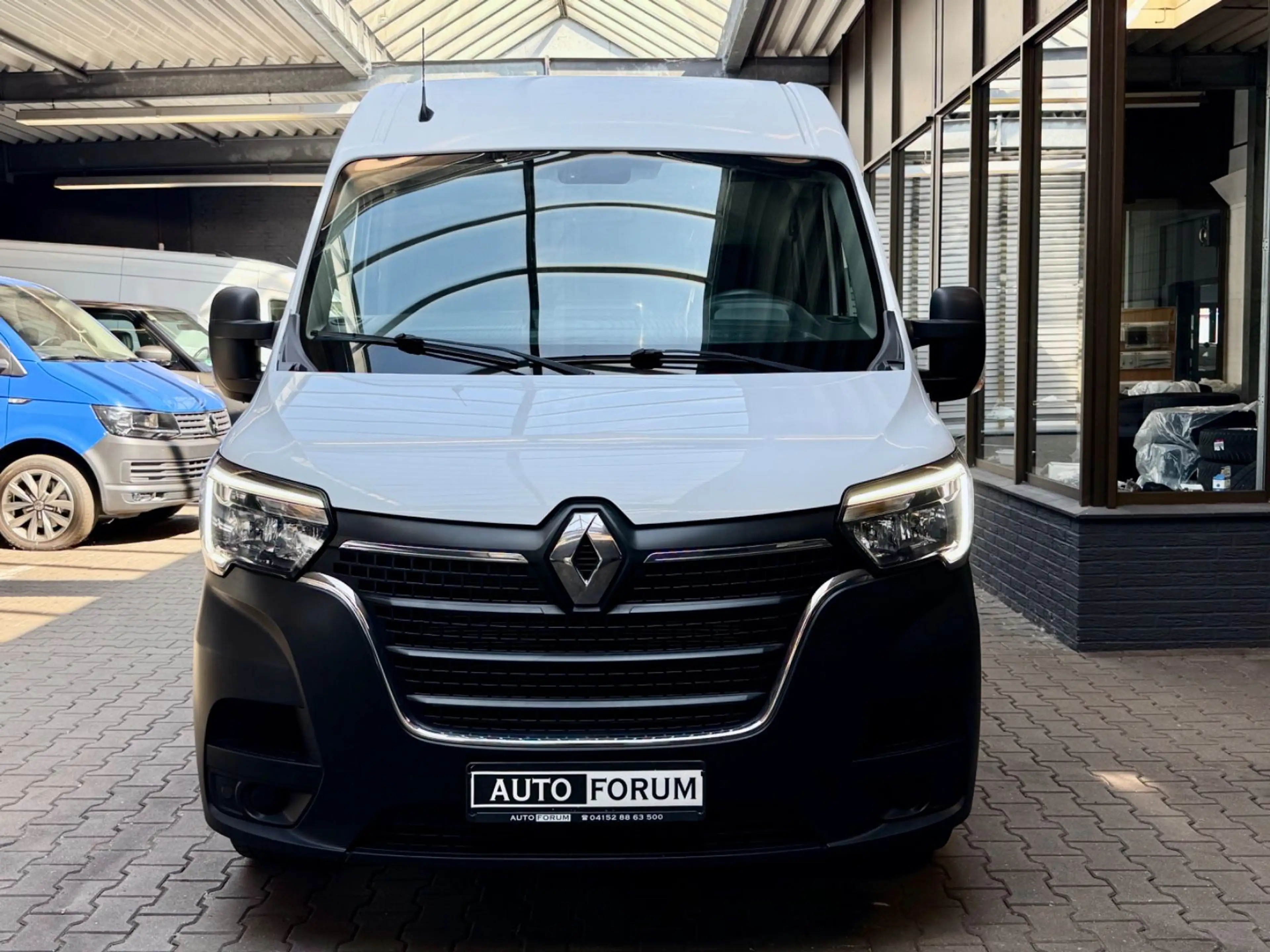 Renault Master 2.3 D L3H2 3,5t KLIMA CAM PDC 3-SITZE BLU — photo 3