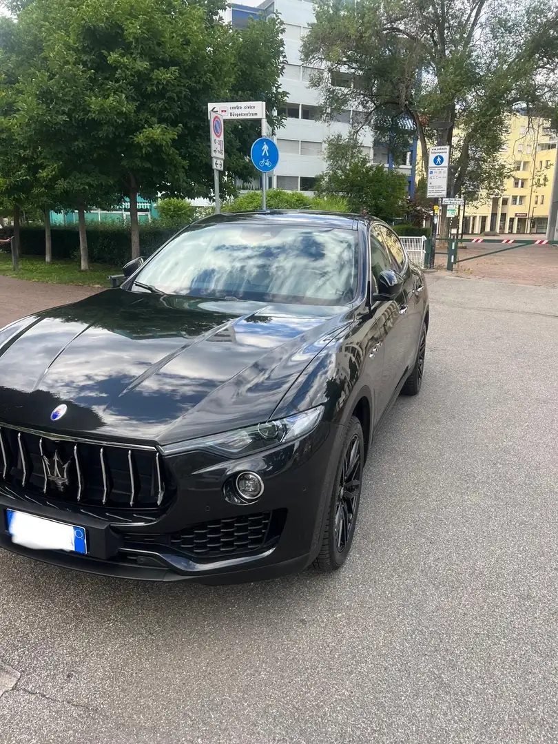 Maserati Levante 3.0 V6 275cv auto - 2