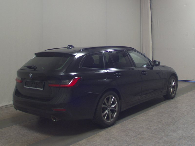 BMW 320 iA Touring Sport-Line T-Leder Navi LED LC-Pro — photo 4