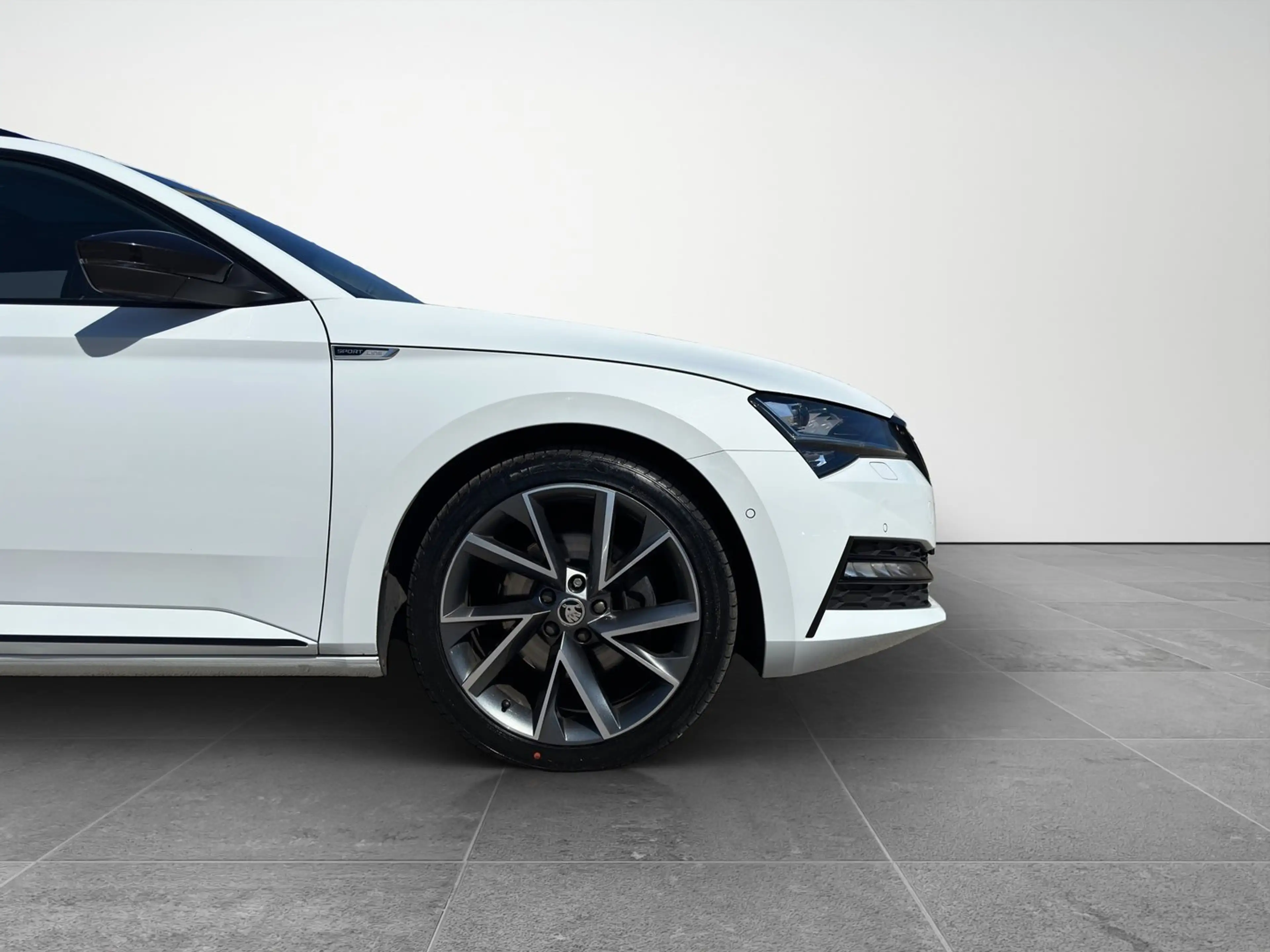 Skoda Superb 4x4 SPORTLINE TDI DSG — photo 9